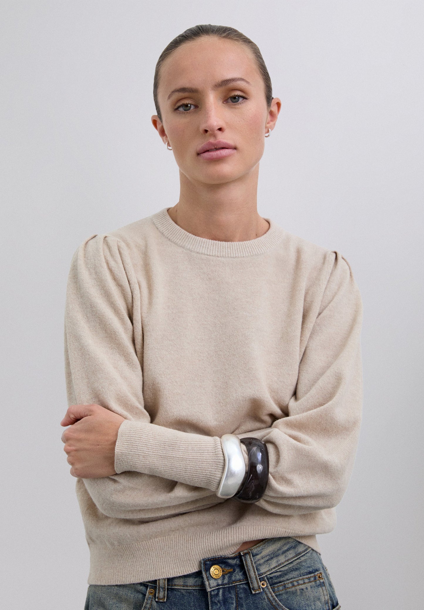 SWEATER WITH PUFFED SLEEVES
