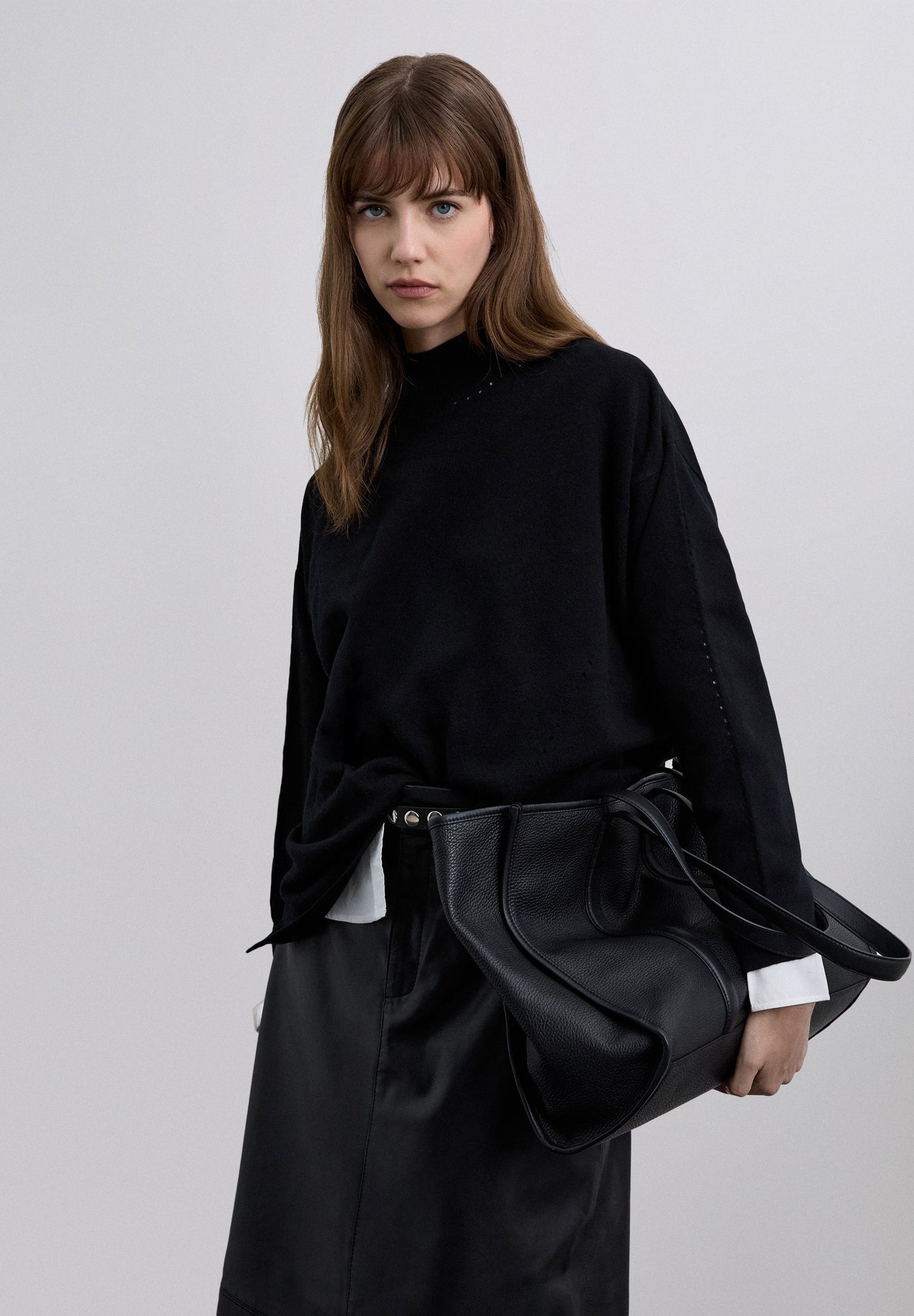 WOOL BLEND HIGH NECK SWEATER