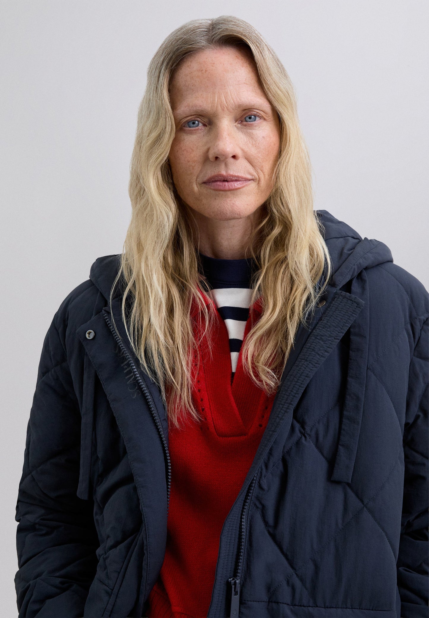 DETACHABLE PADDED COAT