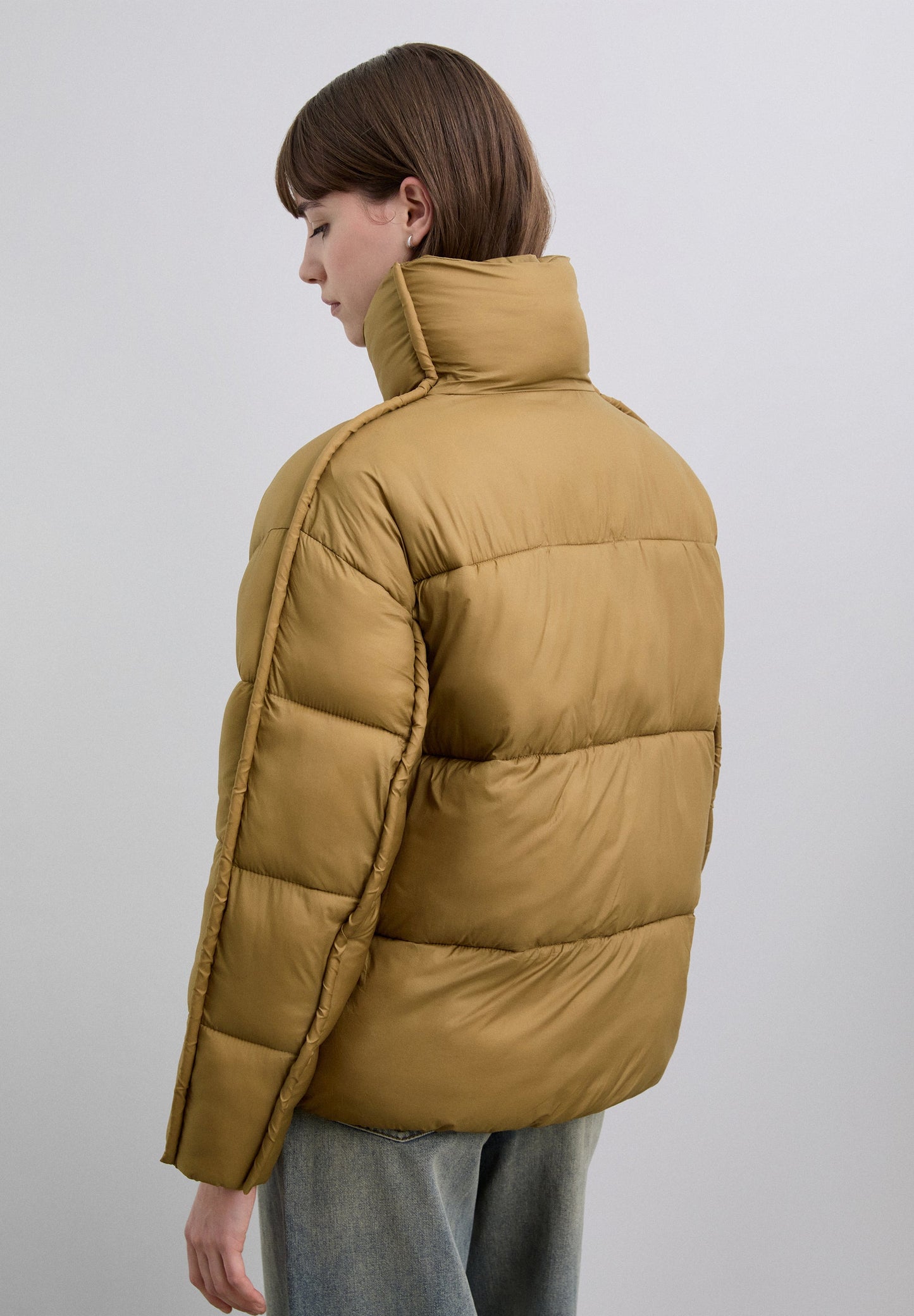PUFFER JACKET WITH POCKETS