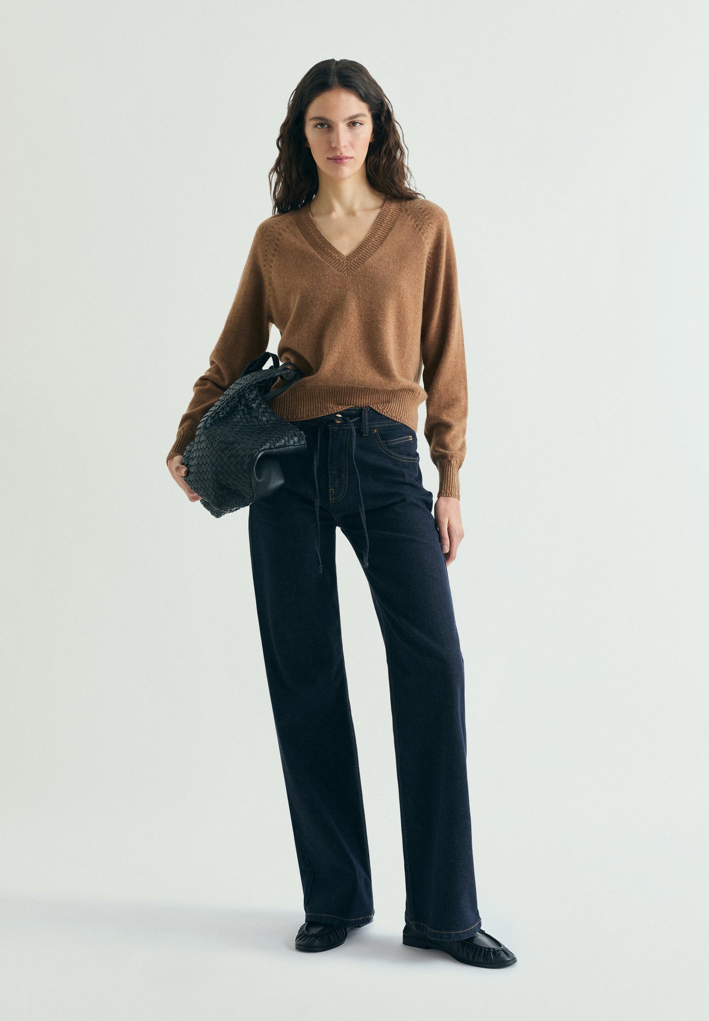 JEANS WITH WAISTBAND DETAIL