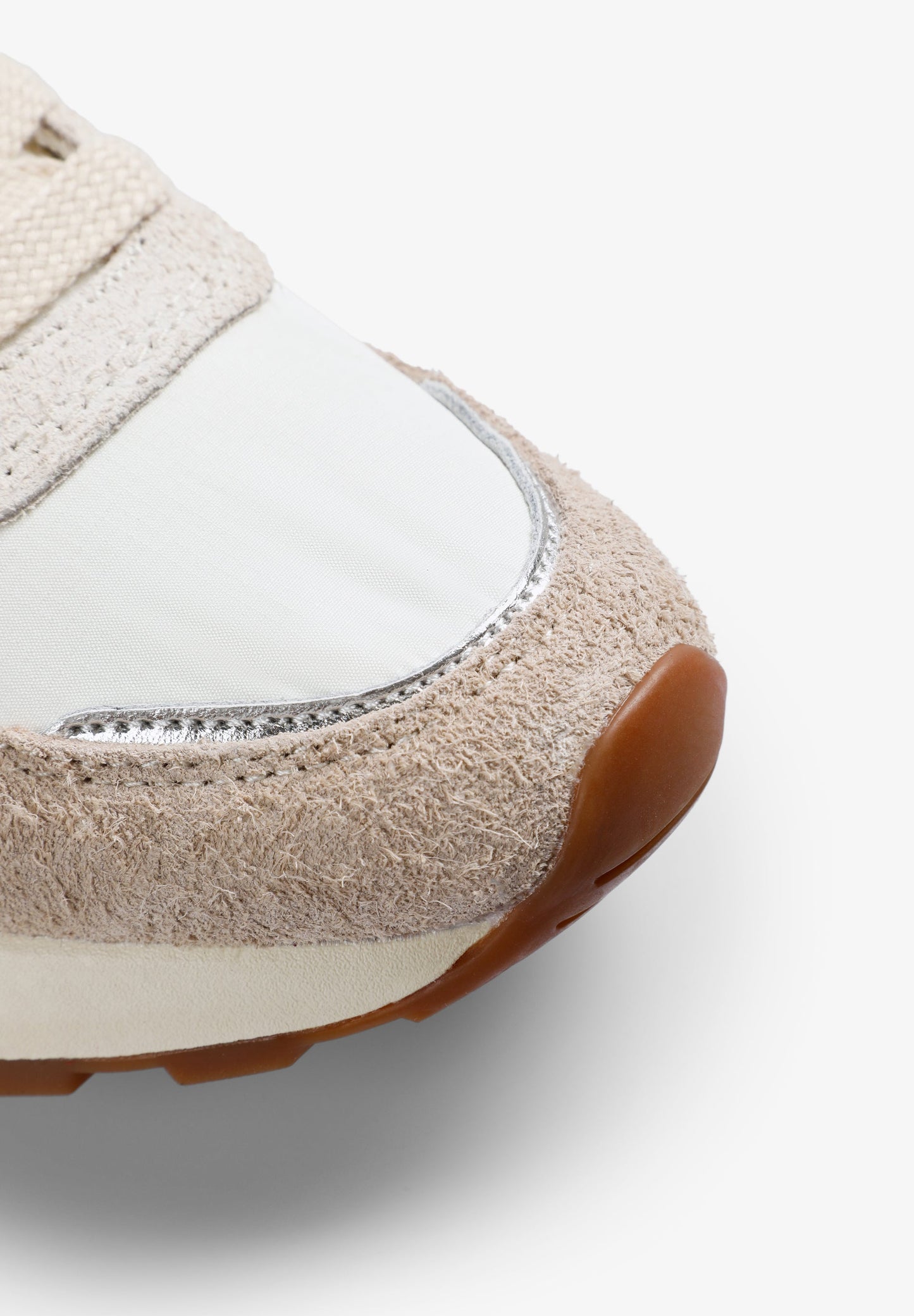 CONTRAST MULTI-TEXTURE SNEAKERS