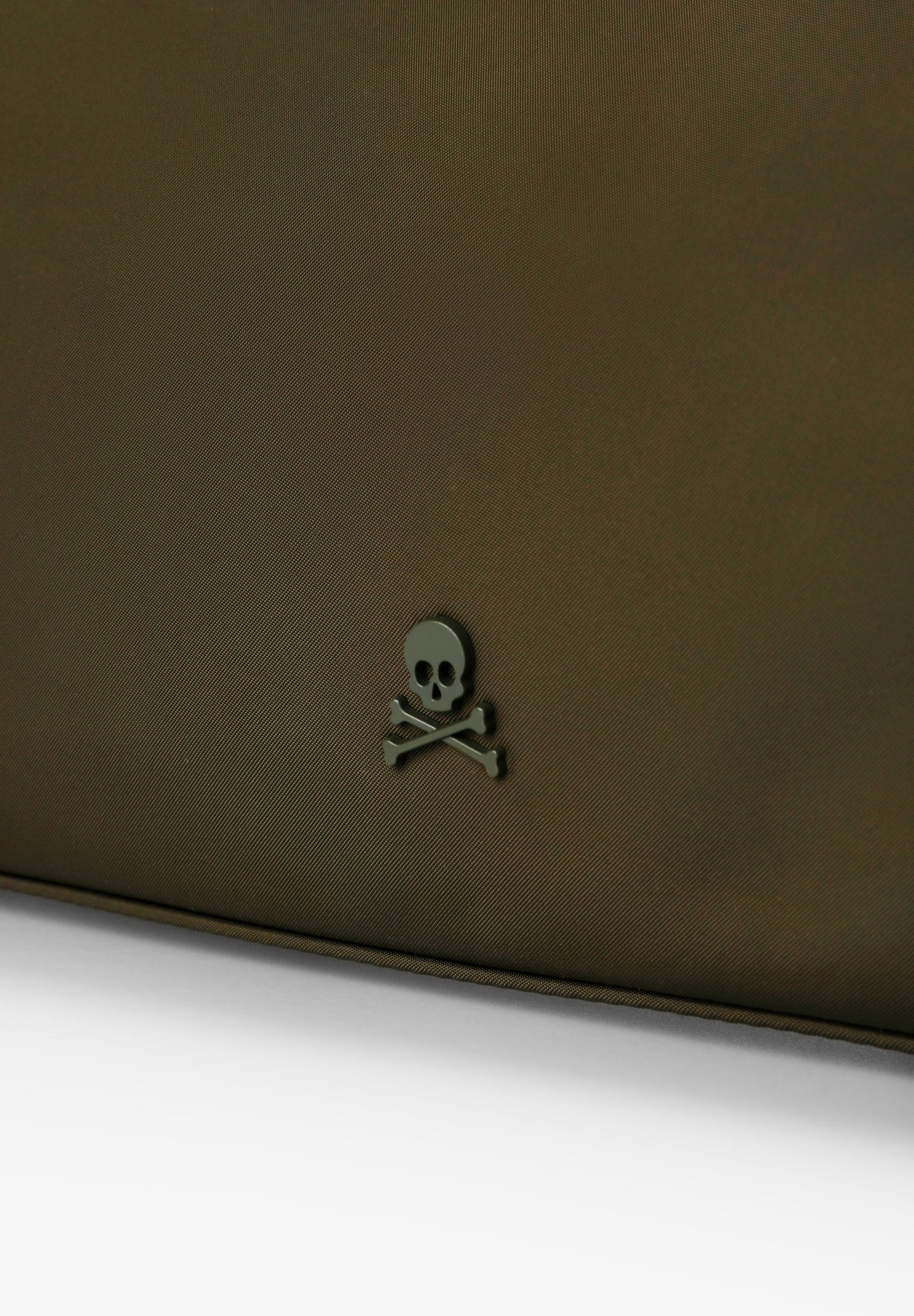 PLAIN-COLOURED TOTE BAG