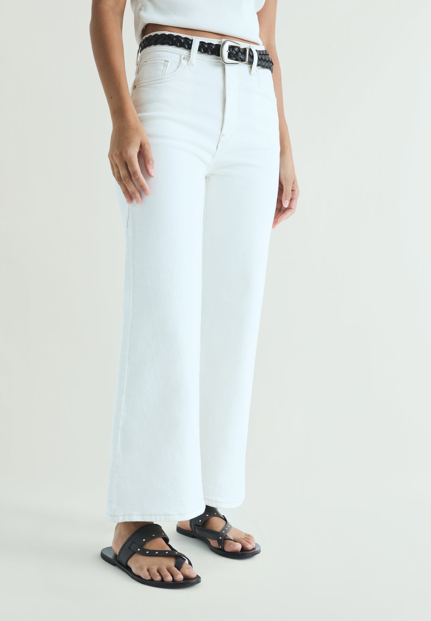 RELAXED FLARED JEANS