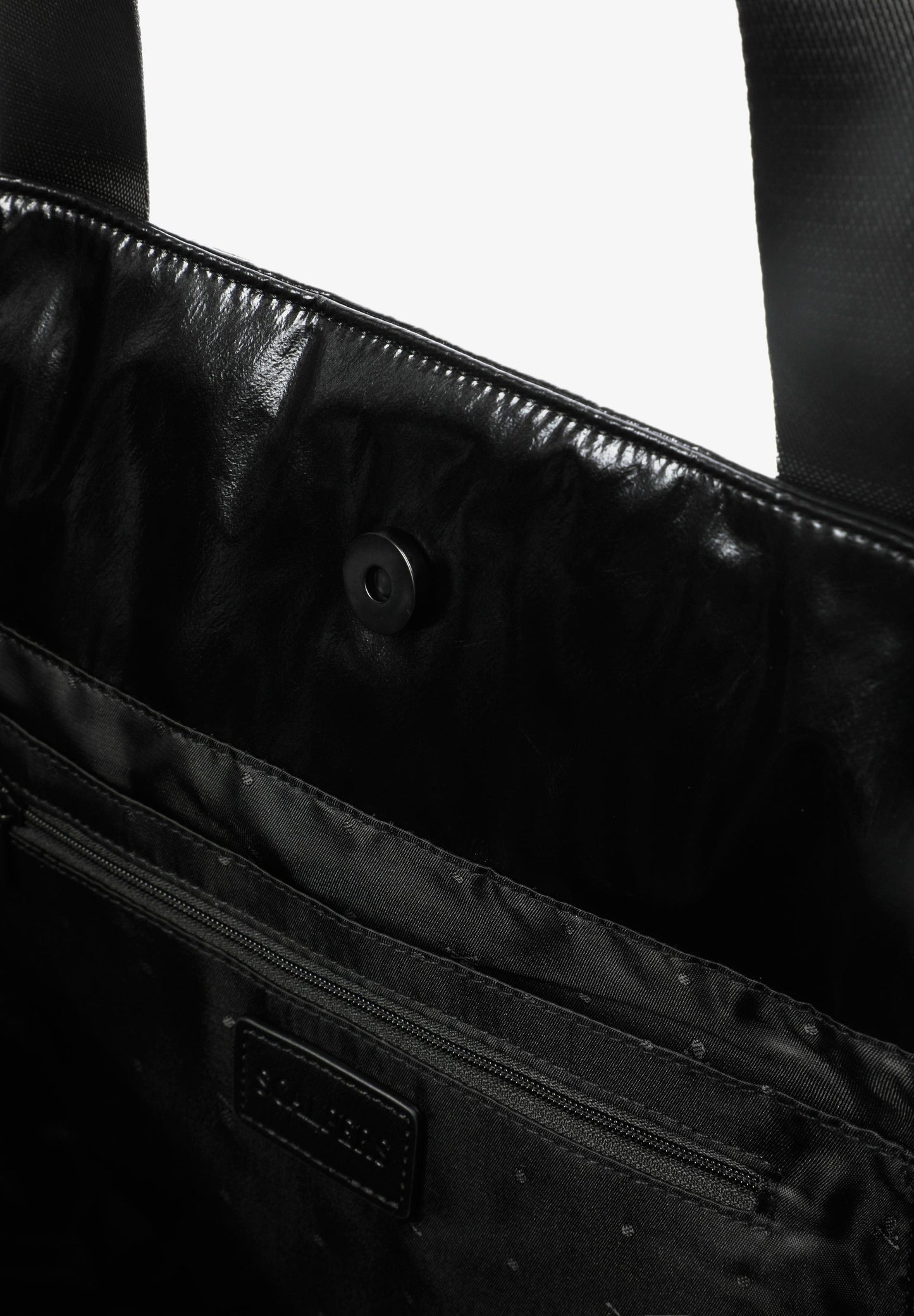 SPORTS BAG WITH LOGO HANDLES