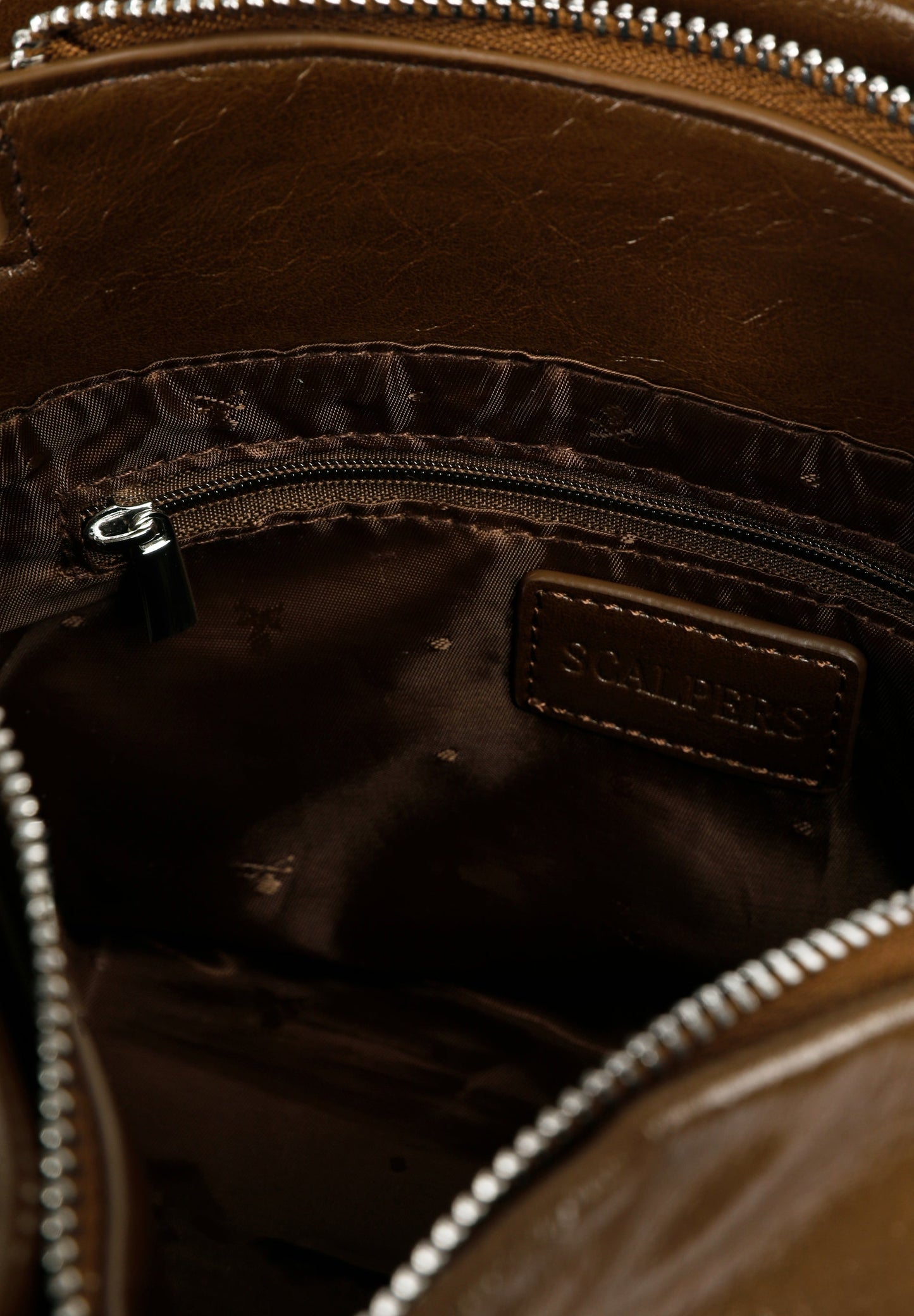 EMBROIDERED SKULL BAG