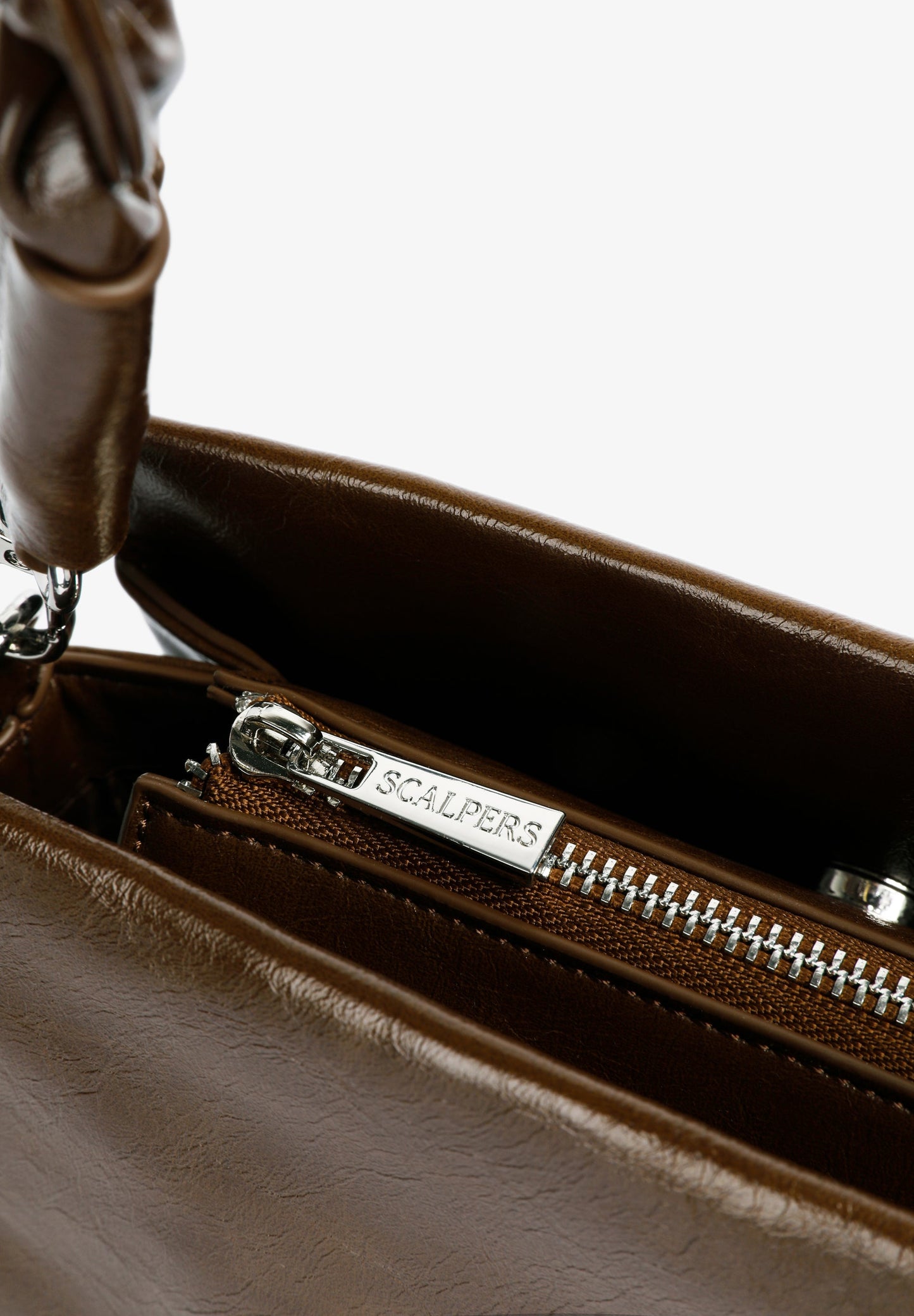 EMBROIDERED SKULL BAG