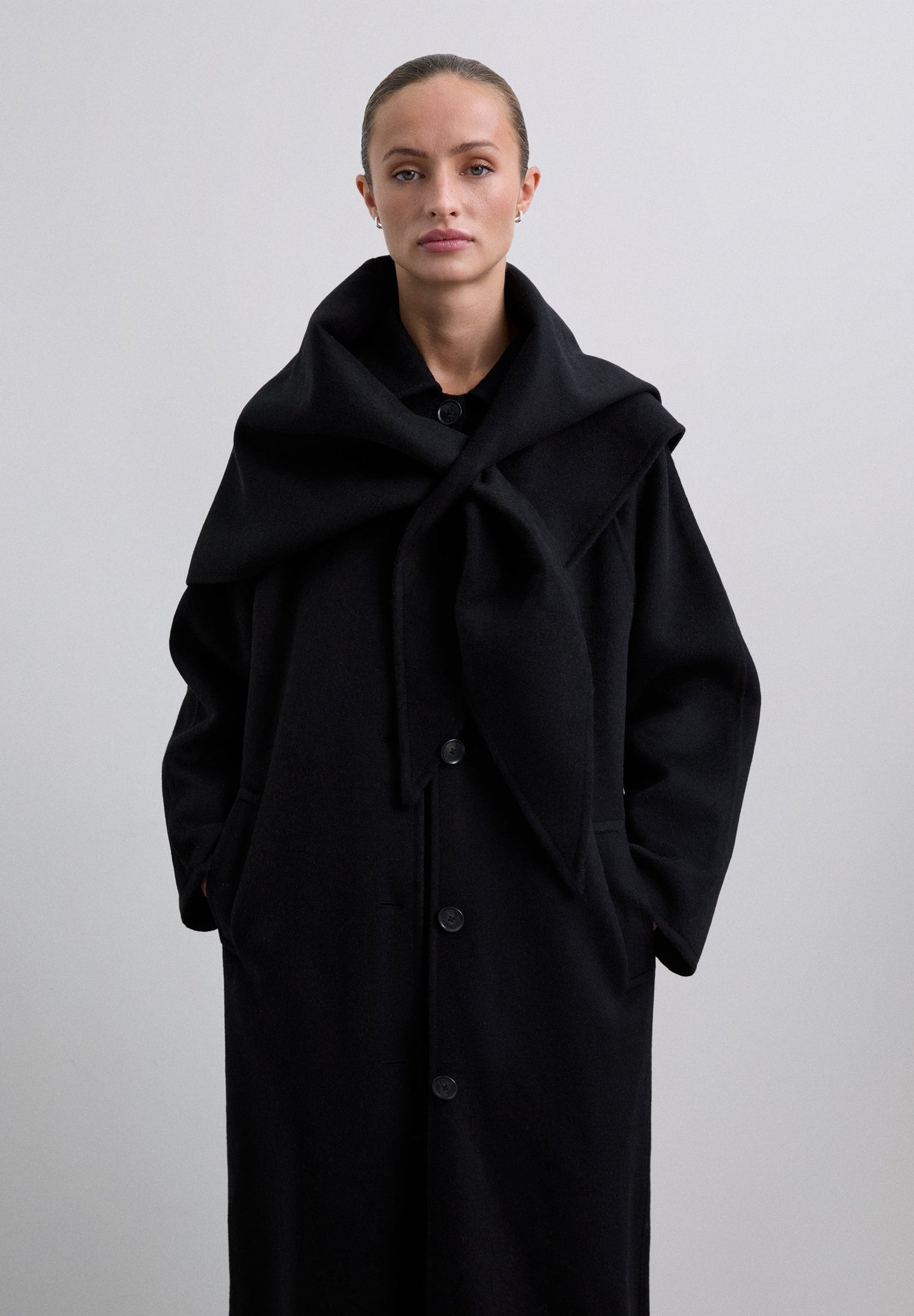 SCHANDMADESCARF COAT
