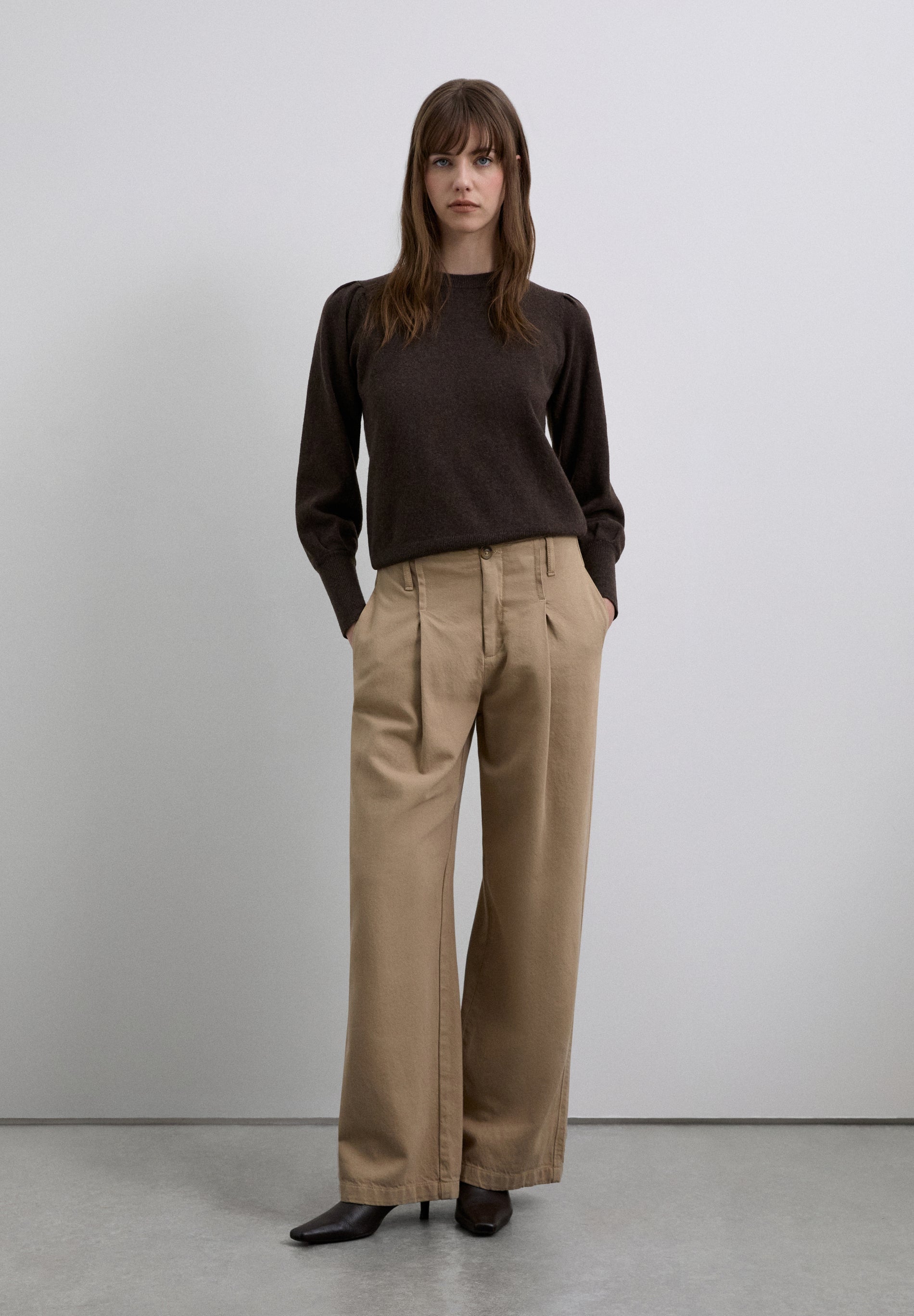 DARTED COTTON TROUSERS