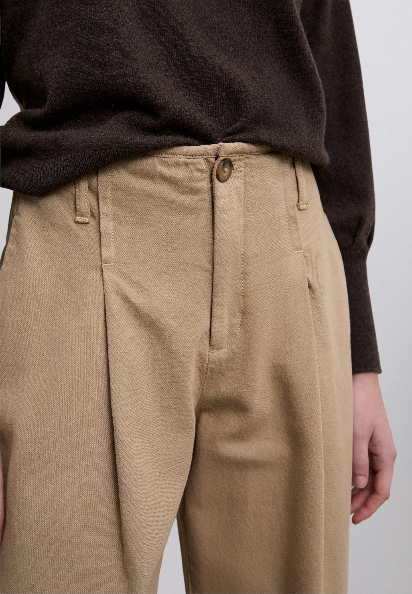 DARTED COTTON TROUSERS