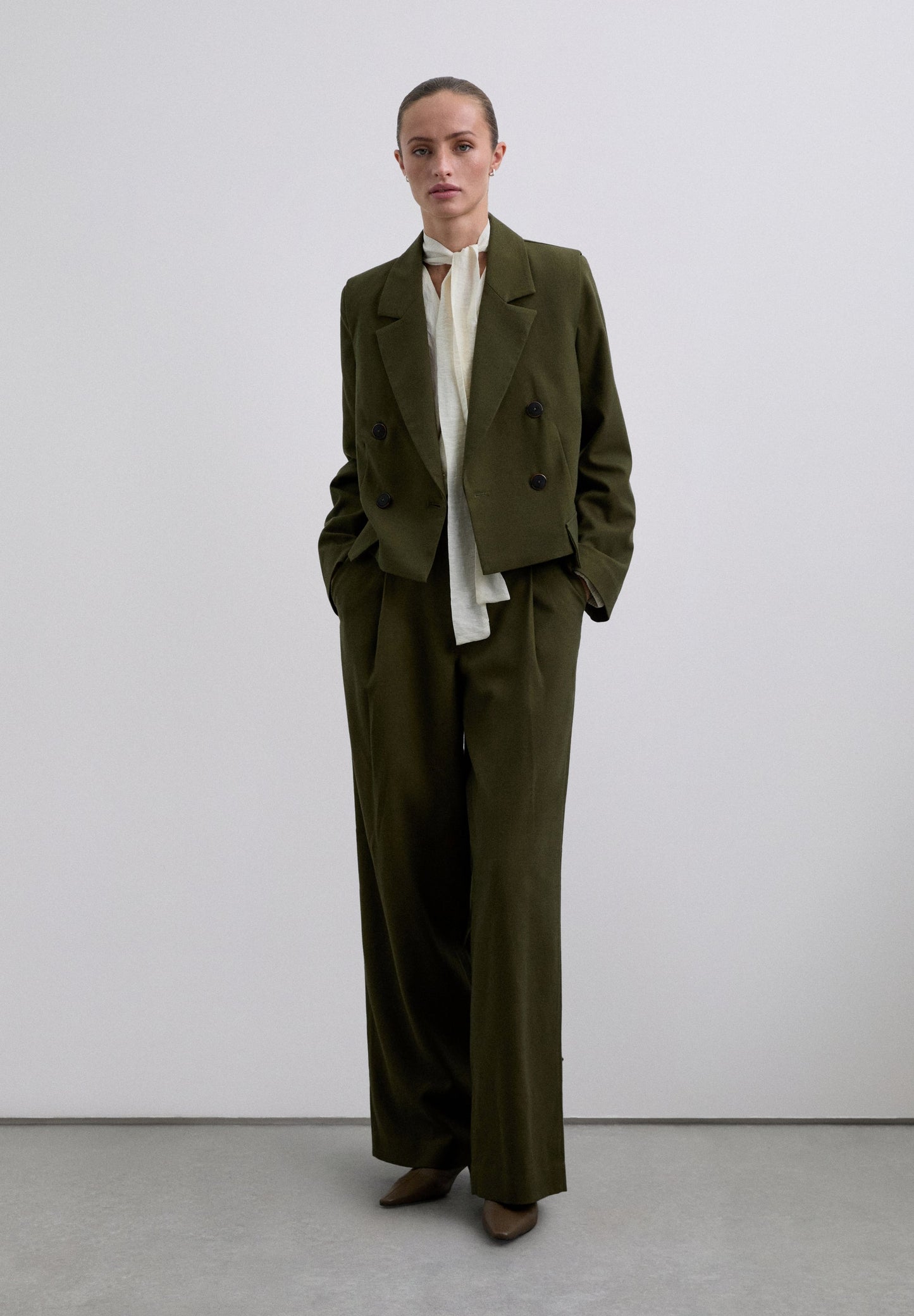 CROPPED DETACHABLE BLAZER