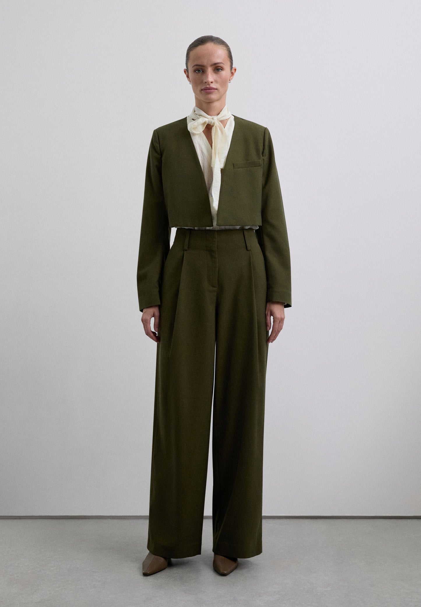 CROPPED DETACHABLE BLAZER