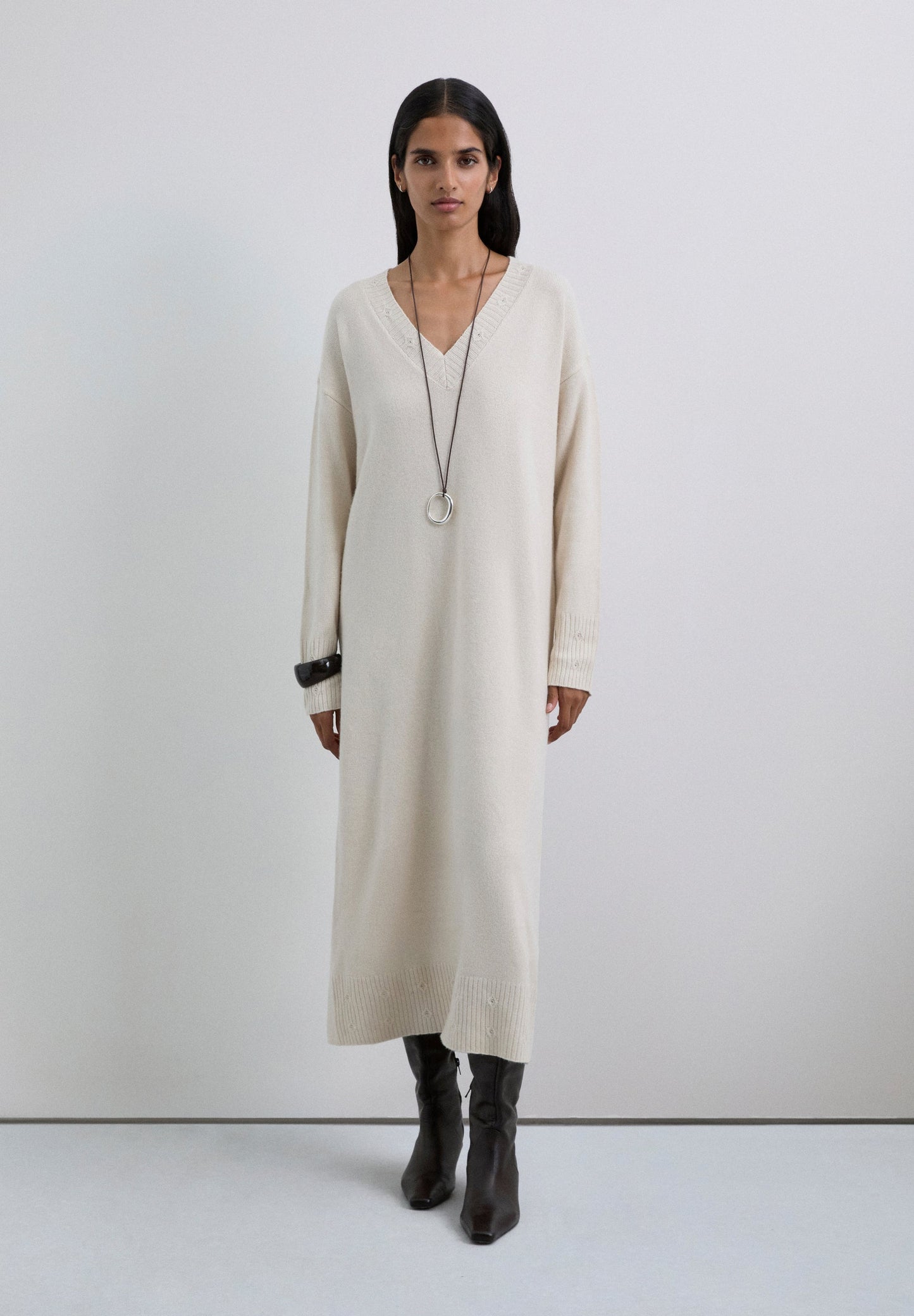 LOOSE-FIT KNIT MIDI DRESS