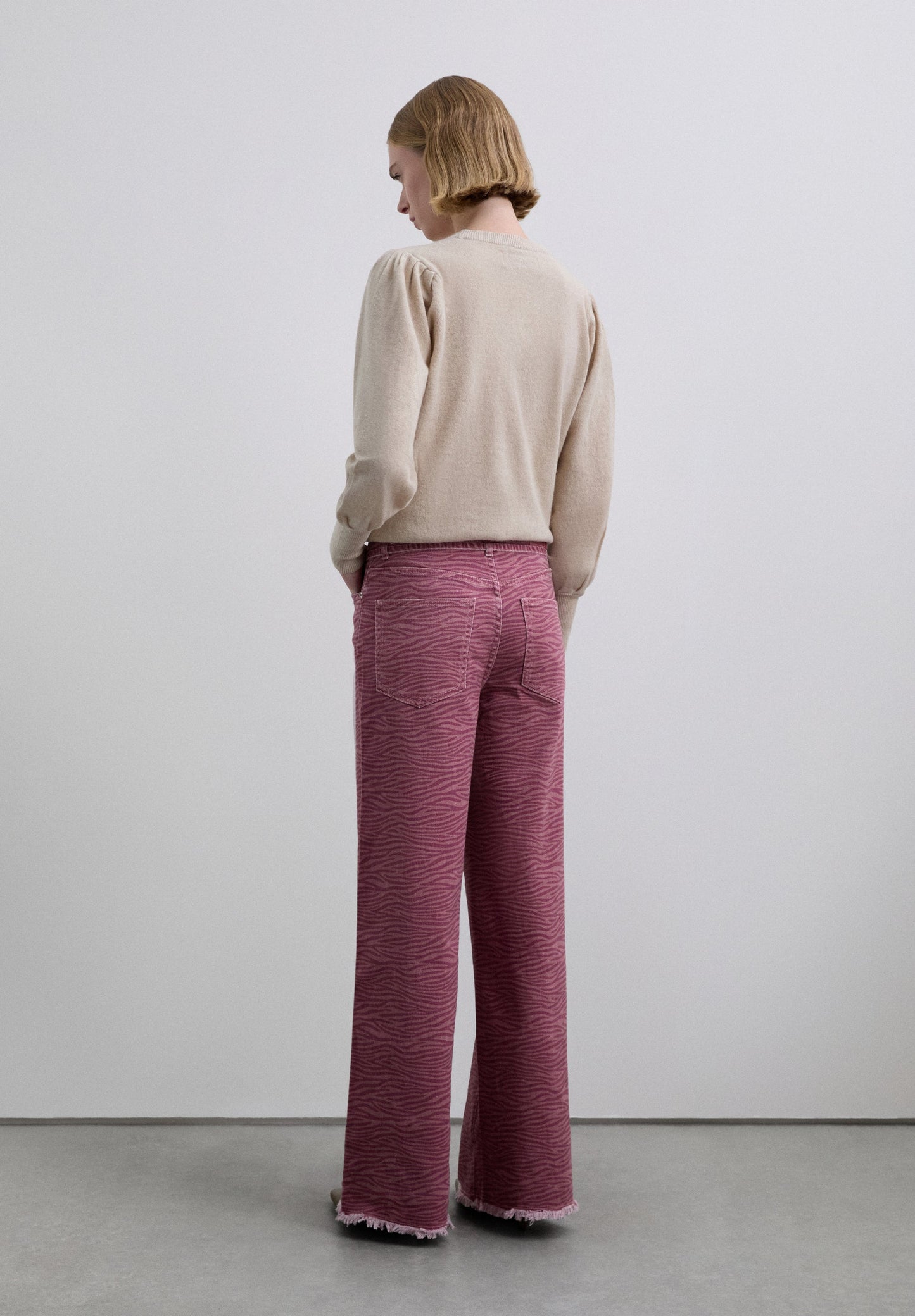 ANIMAL PRINT DRAWSTRING TROUSERS