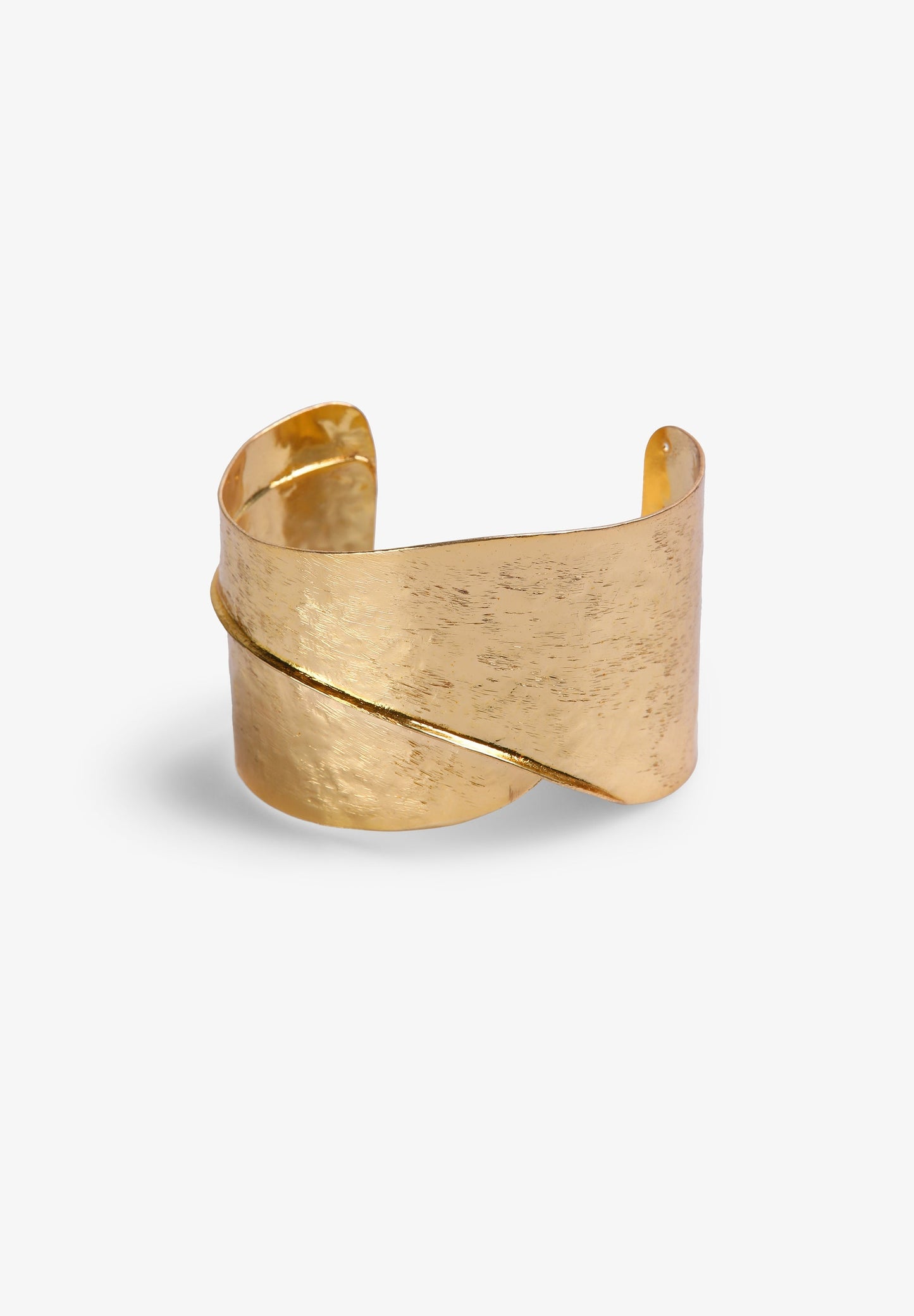 GOLD TONE BRACELET