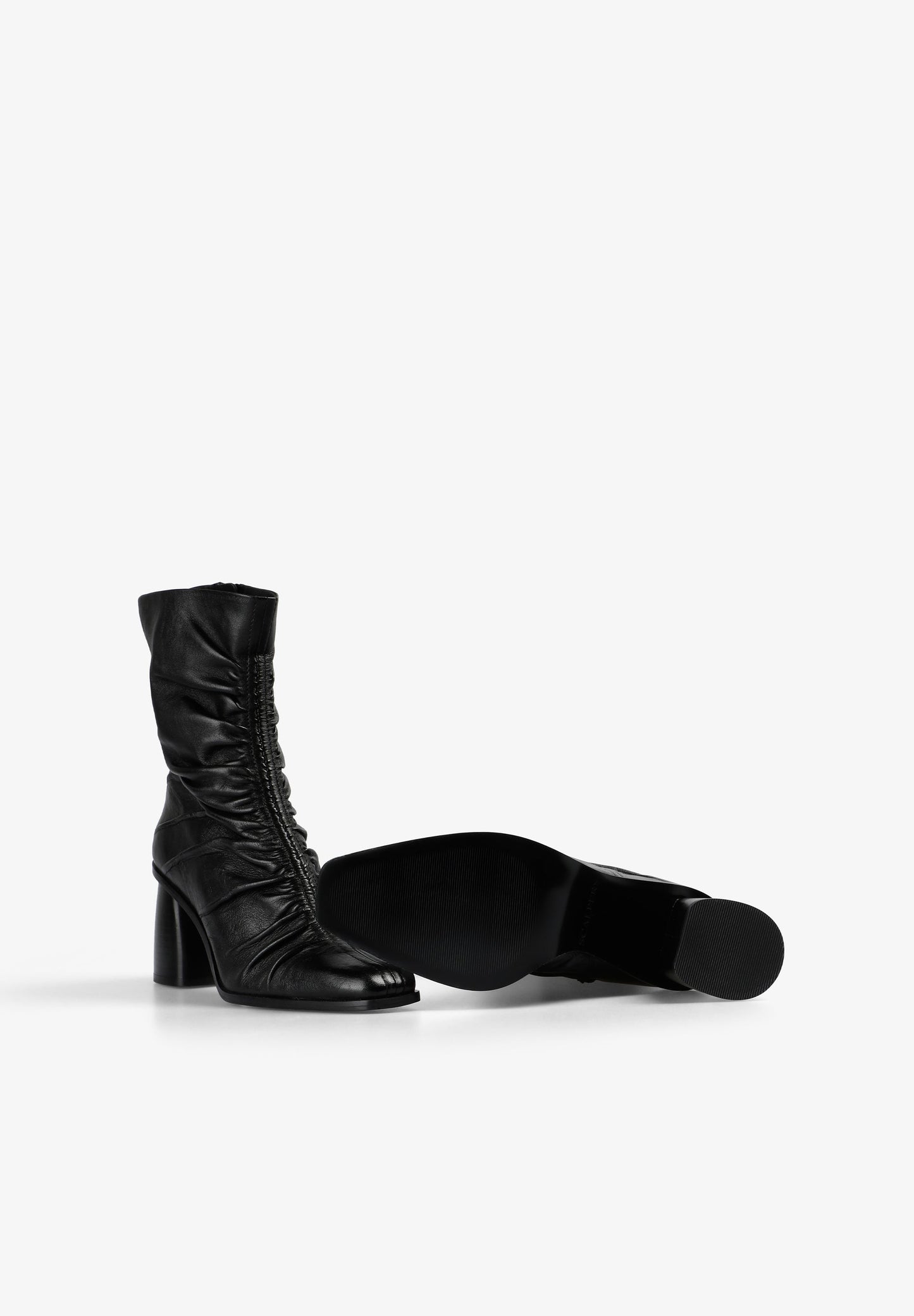 SCBSANANAWRINKLEDSOFT BOOTS