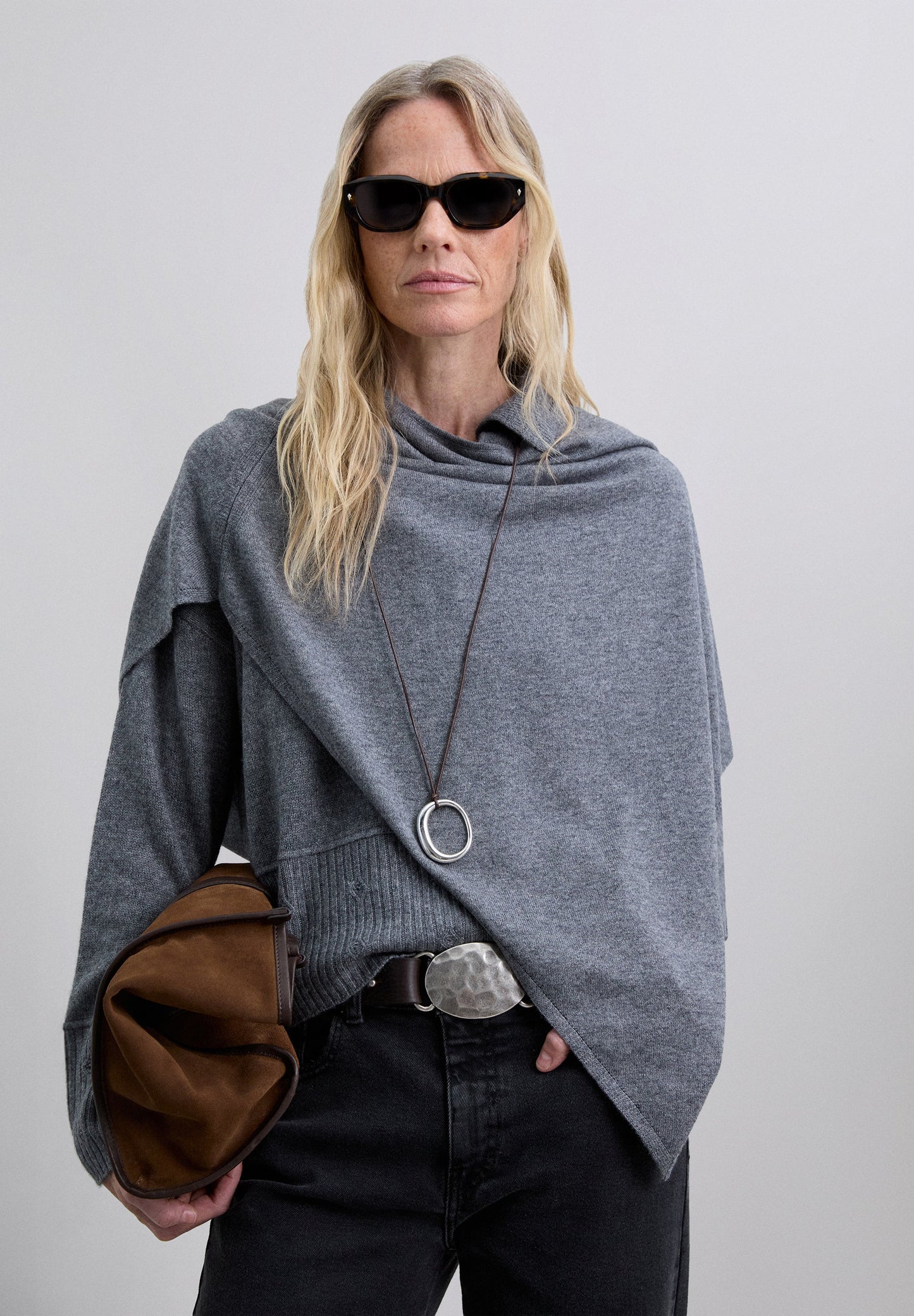 SCMAXITRIANGLE SCARF