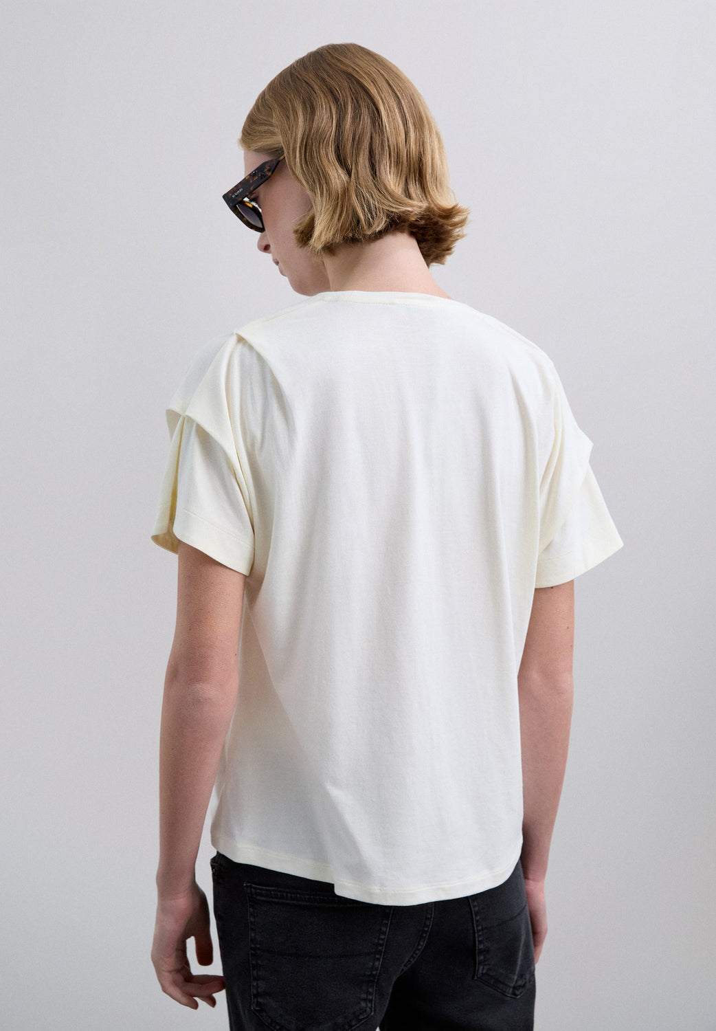 XM SCNECKLACE TEE - Scalpers