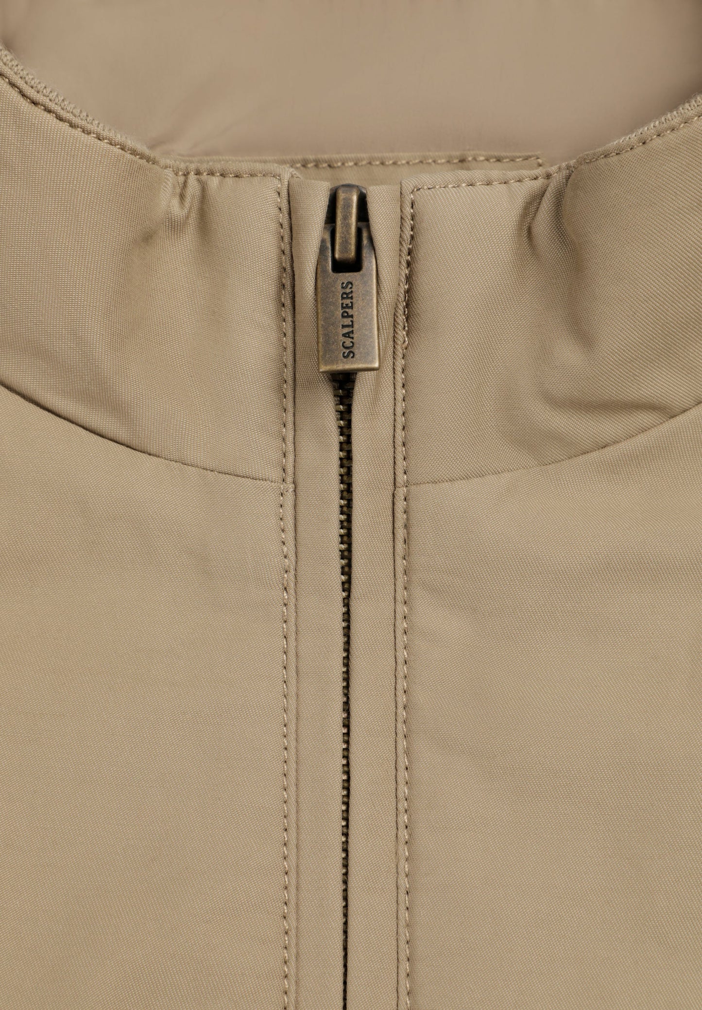 NIGH NECK BOMBER JACKET