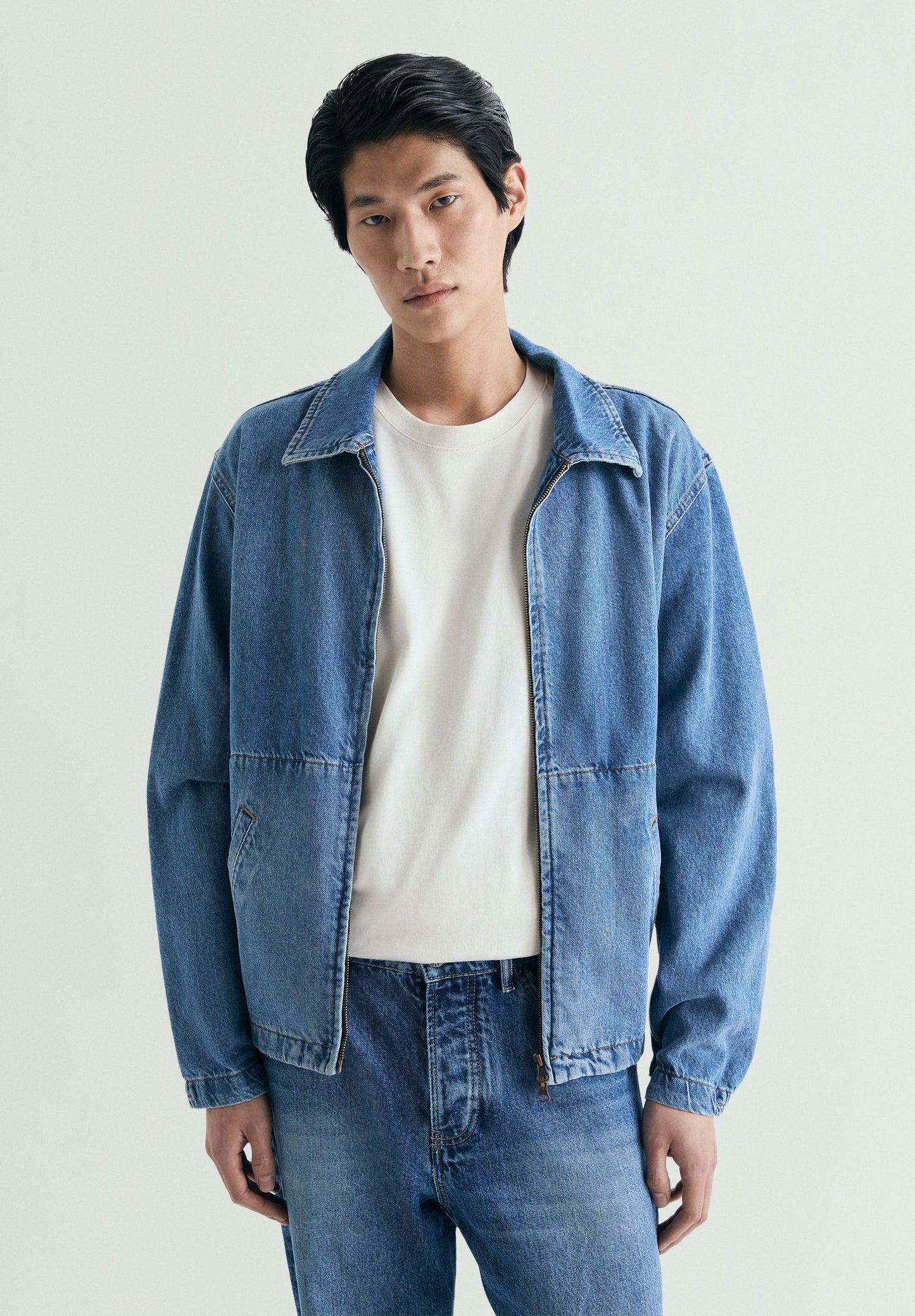 DENIM BOMBER JACKET