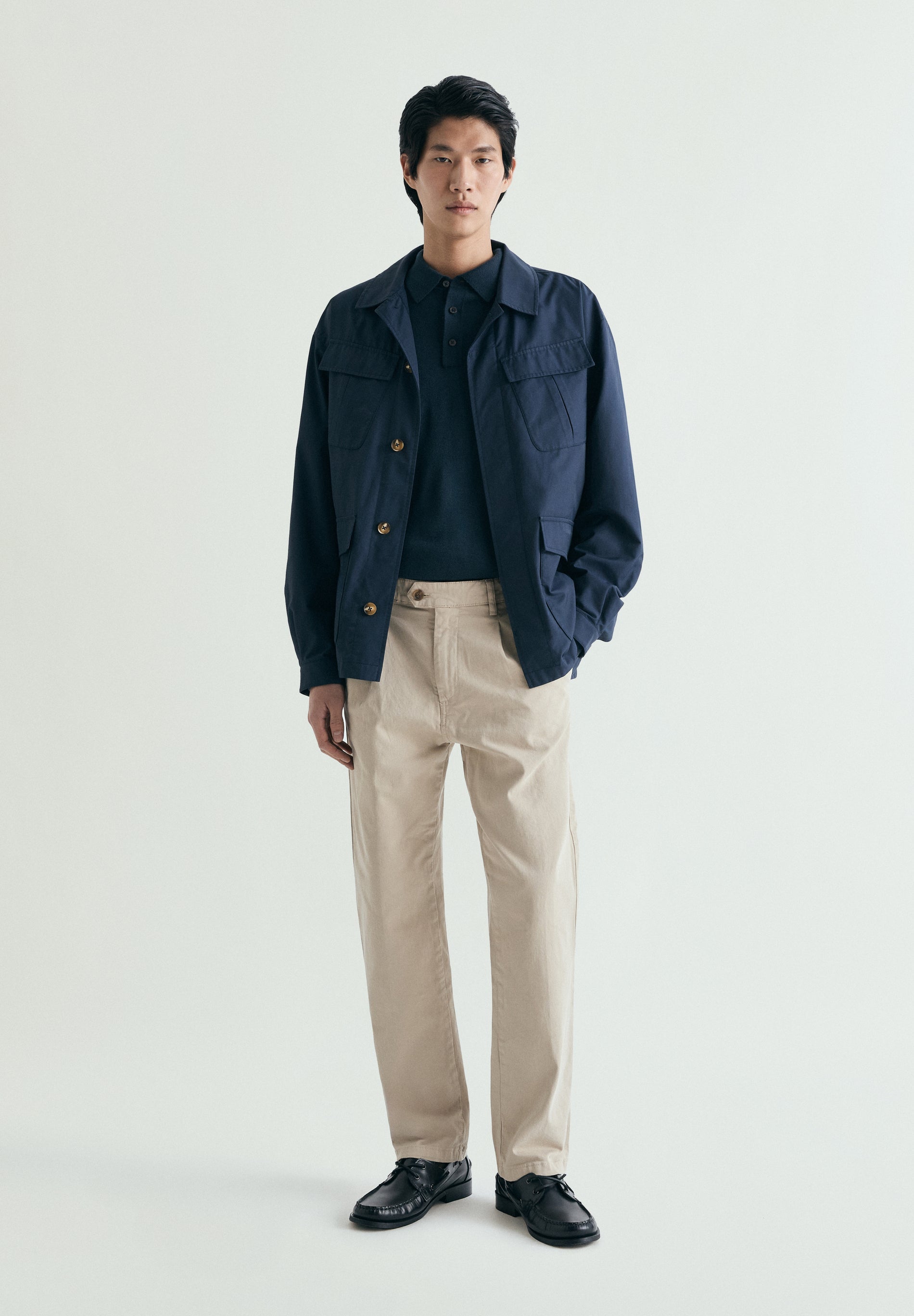 CHINO TROUSERS WITH DARTS