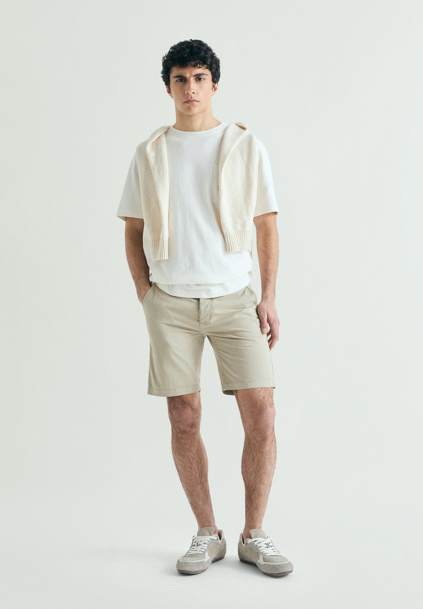 BASIC ORGANIC COTTON BERMUDA SHORTS