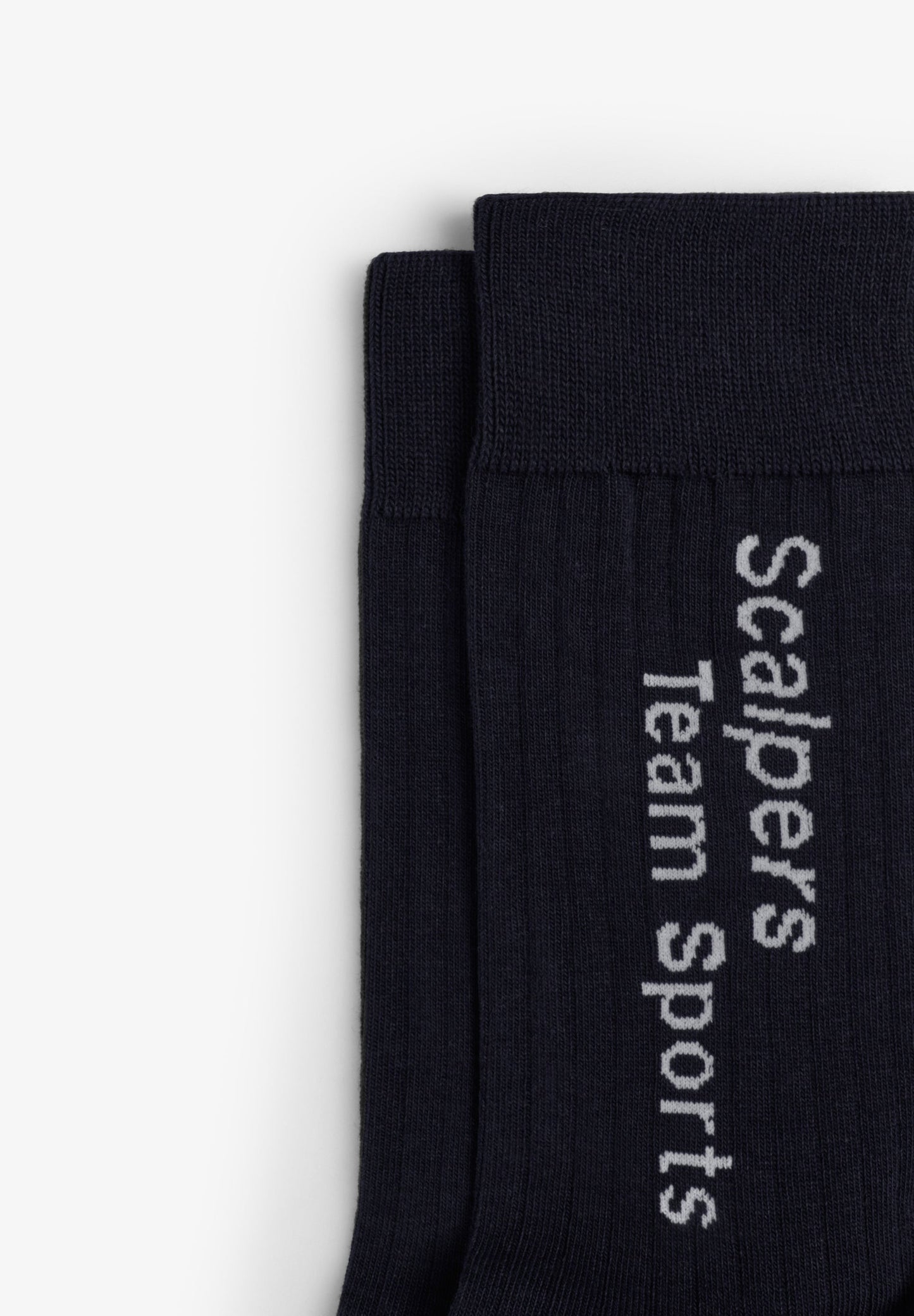 MID-CALF SPORTS SOCKS