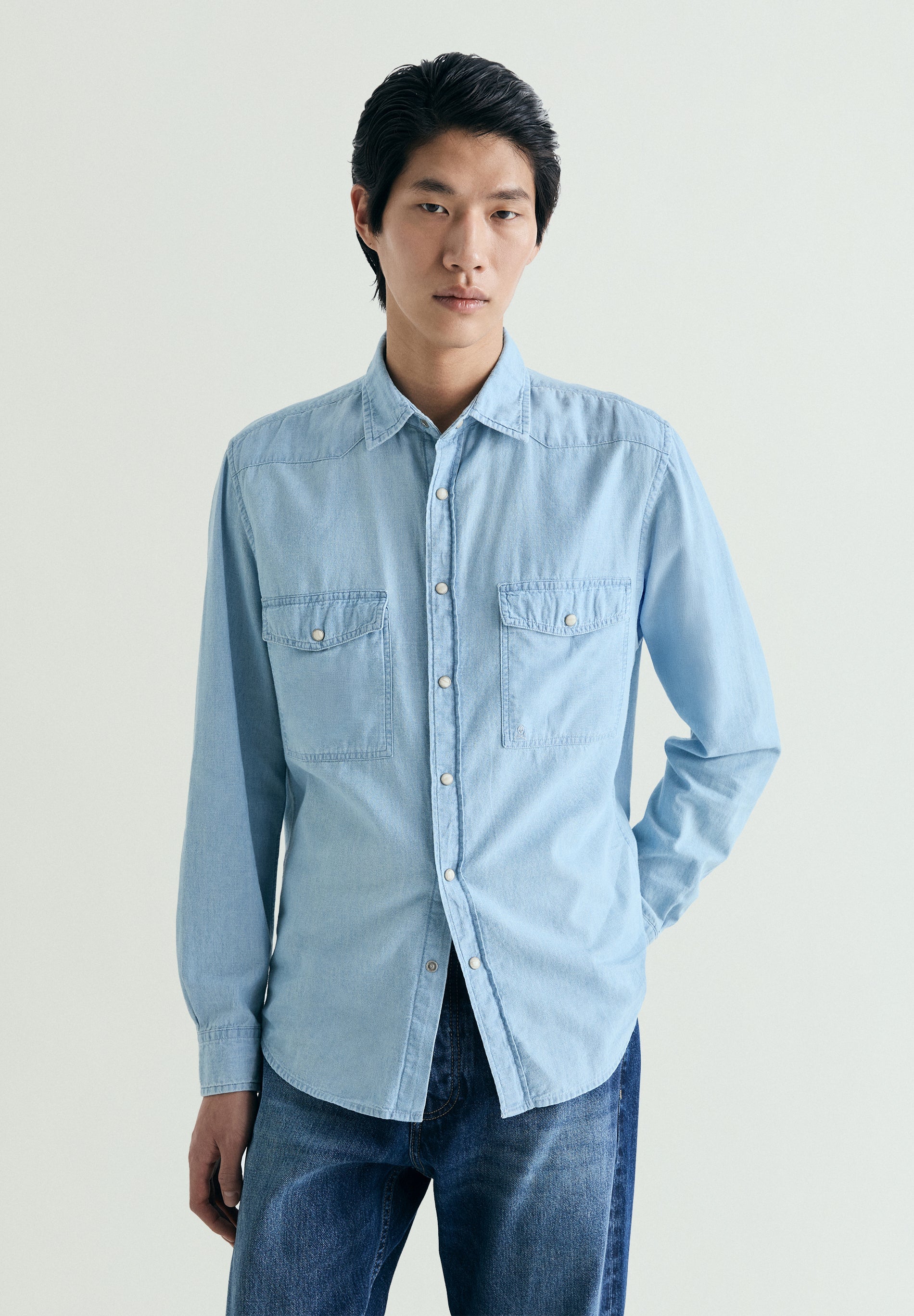 DENIM SHIRT WITH POCKETS