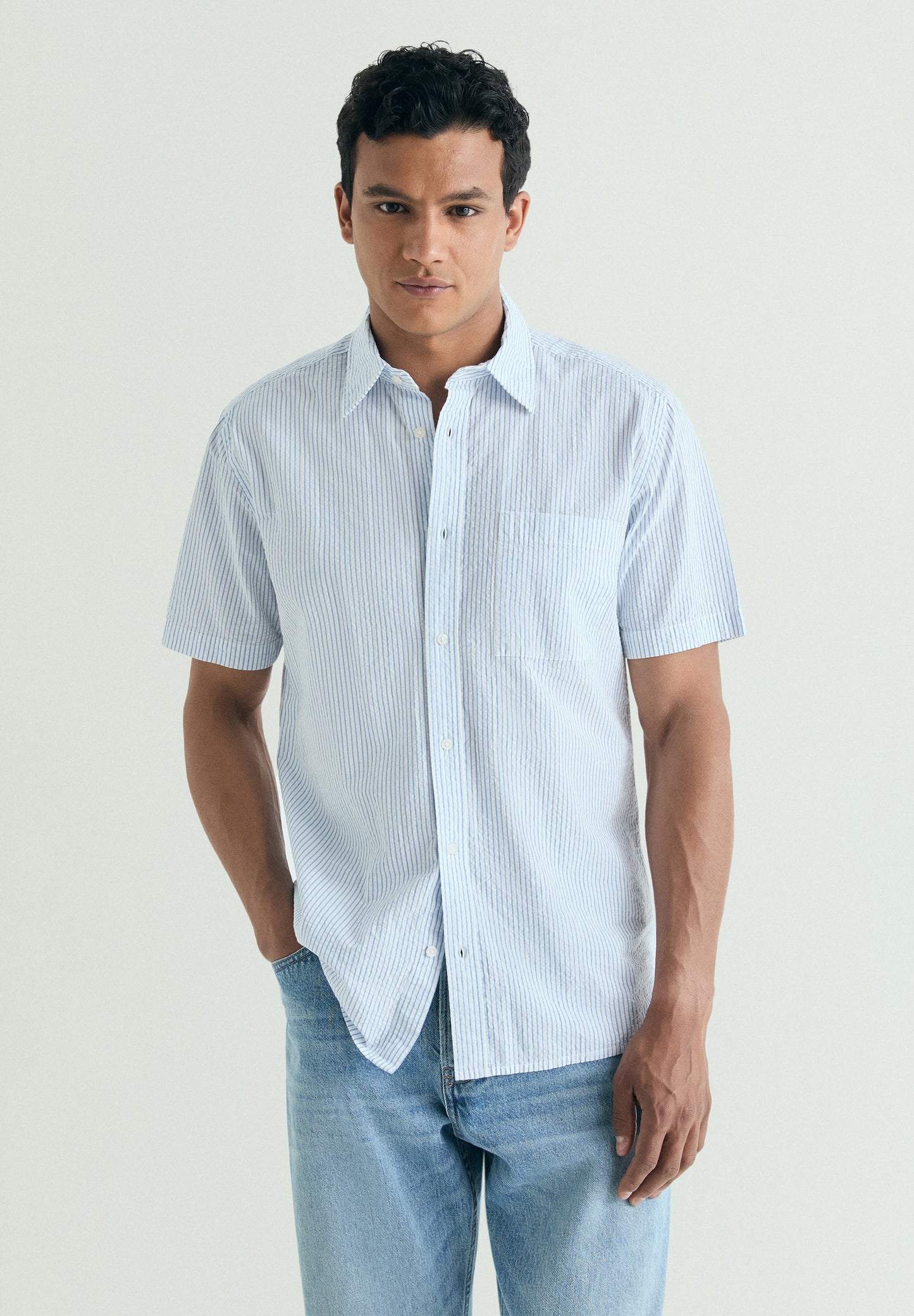SHORT SLEEVE STRIPED SHIRT