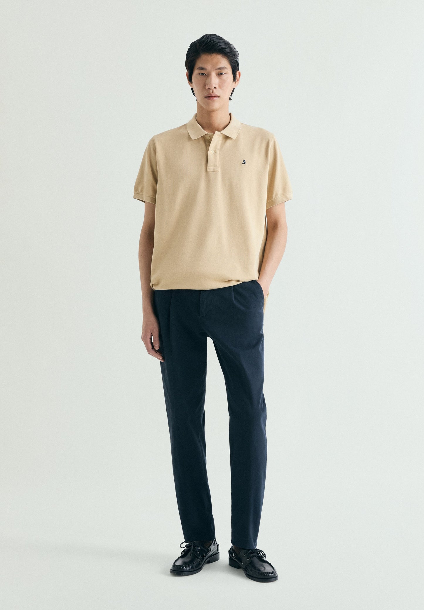 PIQUÉ POLO SHIRT WITH CONTRAST EMBROIDERY