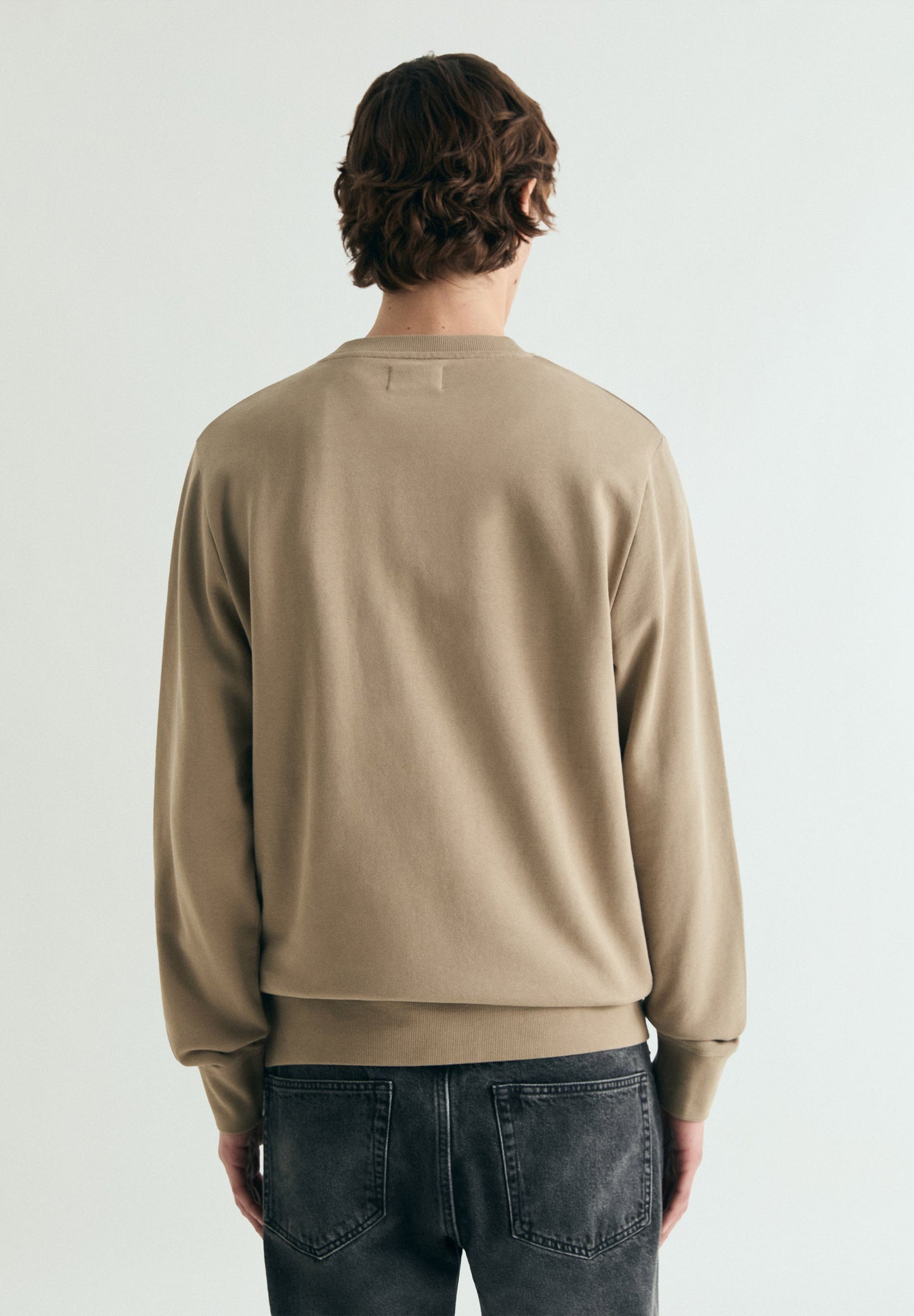SWEATSHIRT WITH CONTRAST EMBROIDERY
