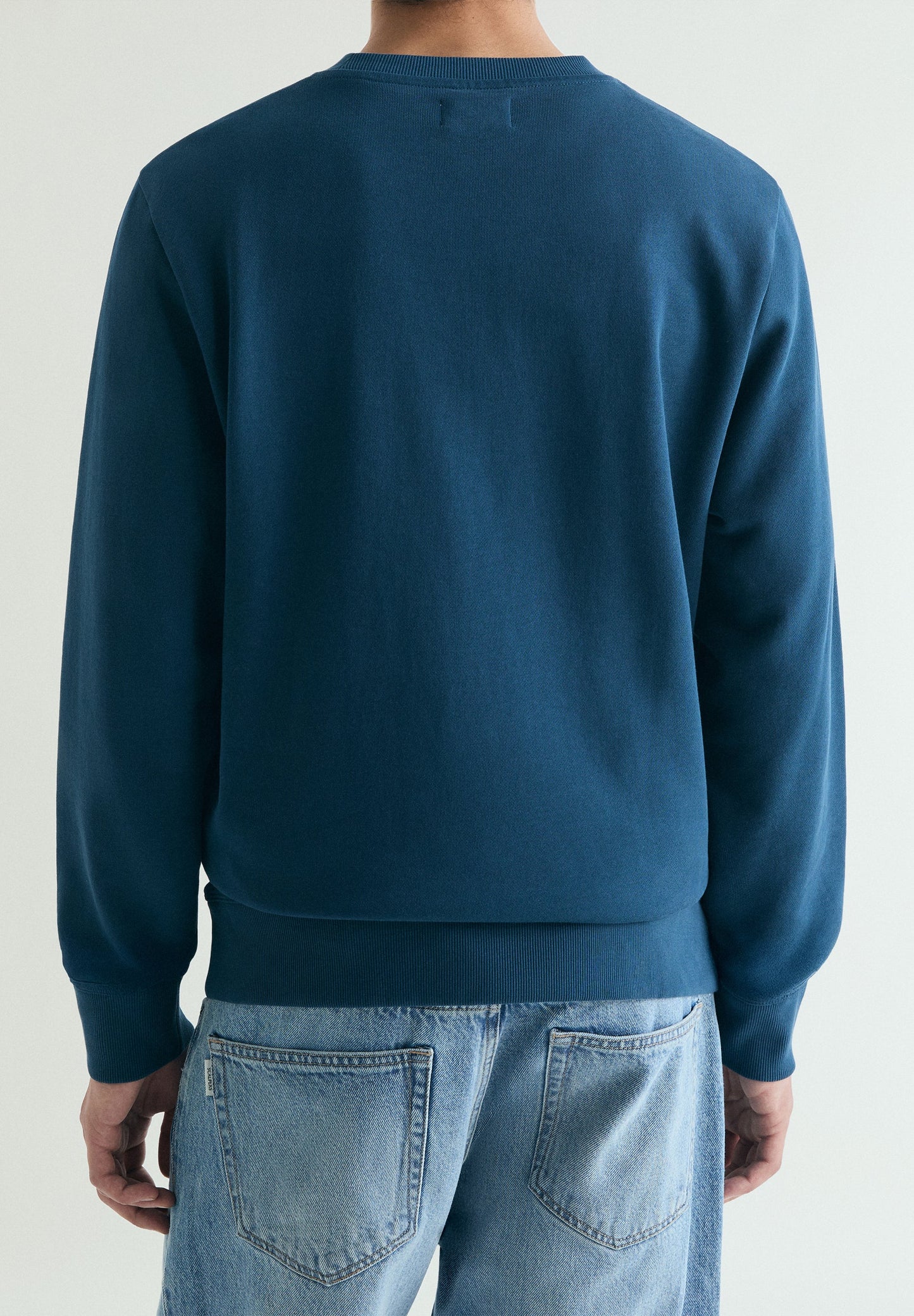 SWEATSHIRT WITH CONTRAST EMBROIDERY