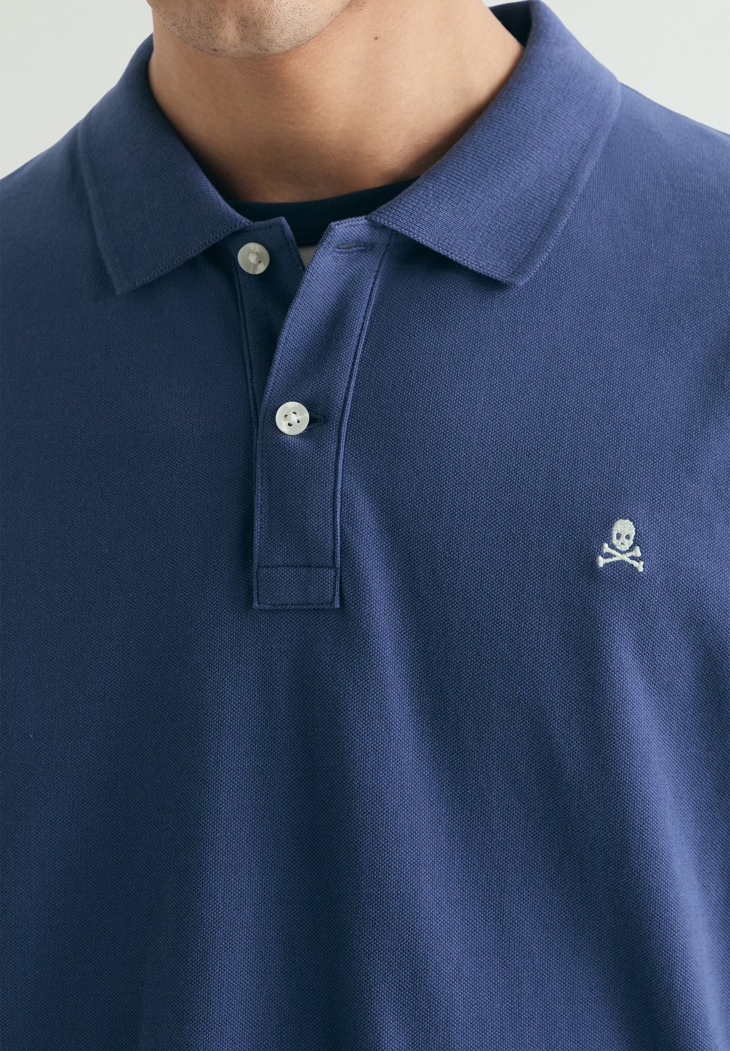 PIQUÉ POLO SHIRT WITH CONTRAST SKULL