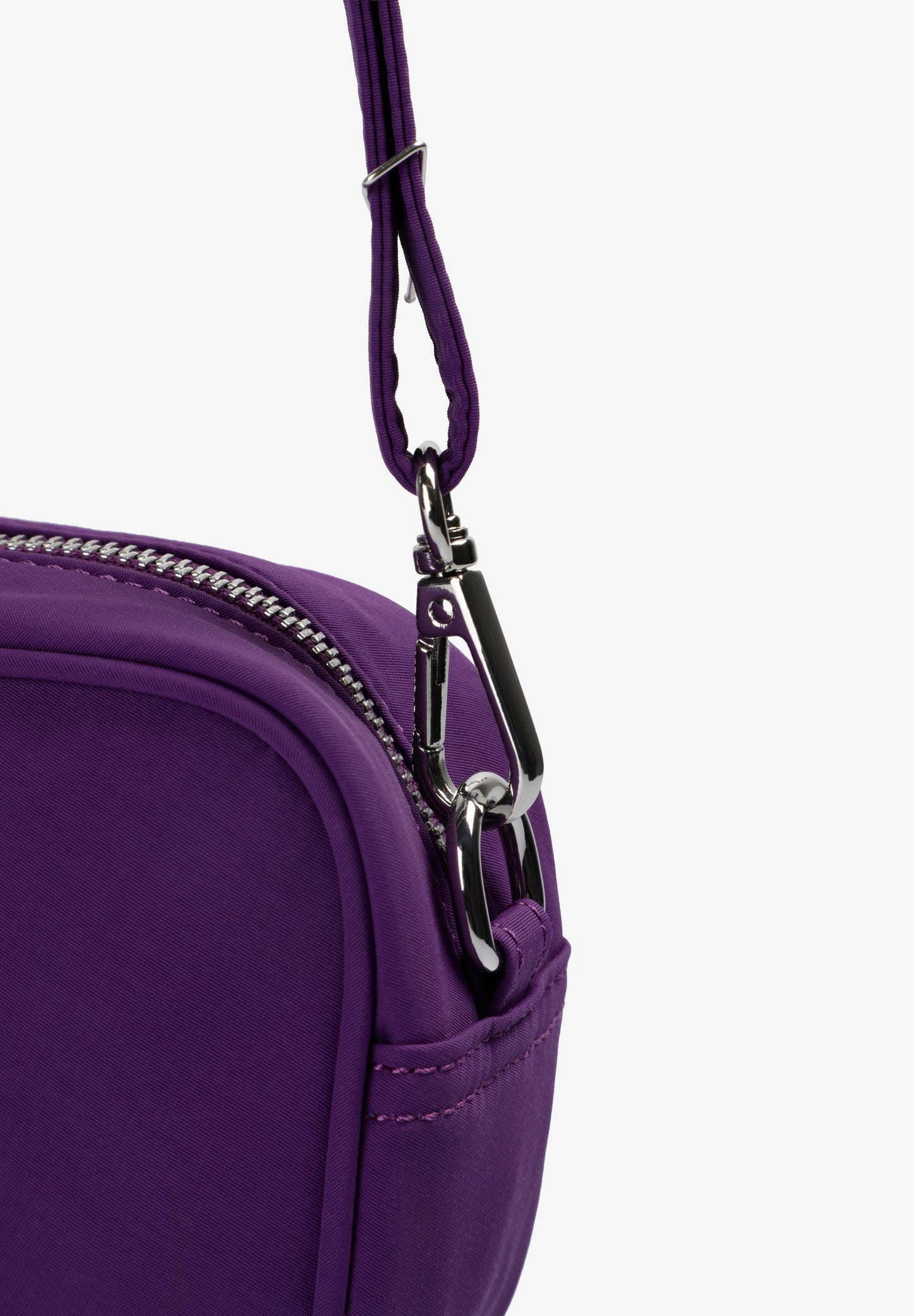 CROSSBODY BAG WITH ADJUSTABLE STRAP