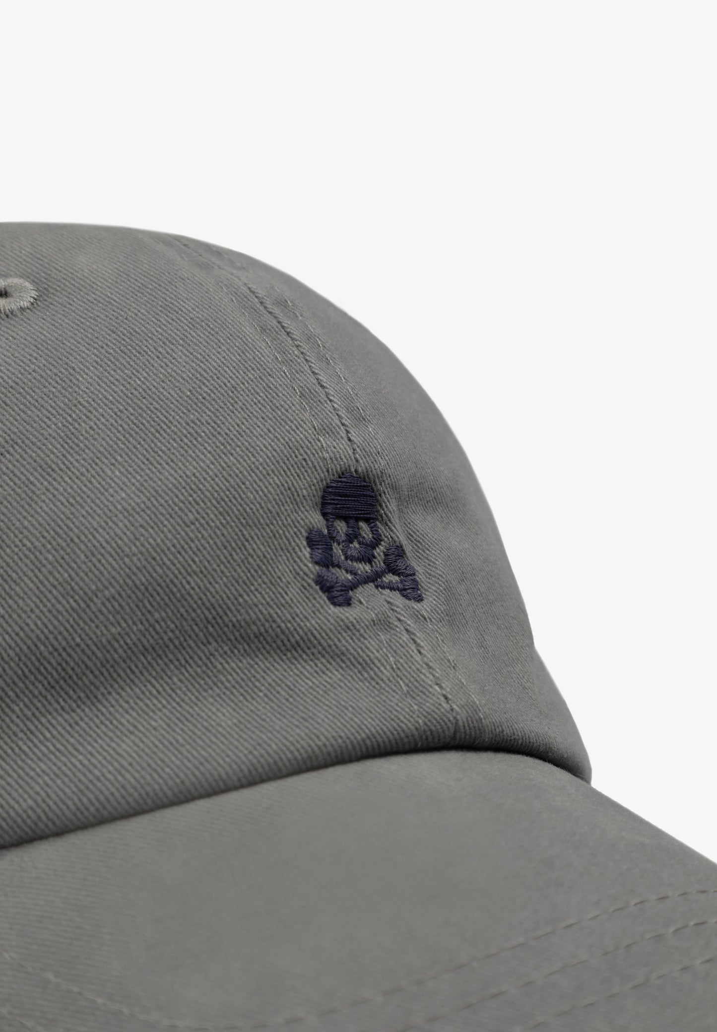 EMBROIDERED SKULL CAP