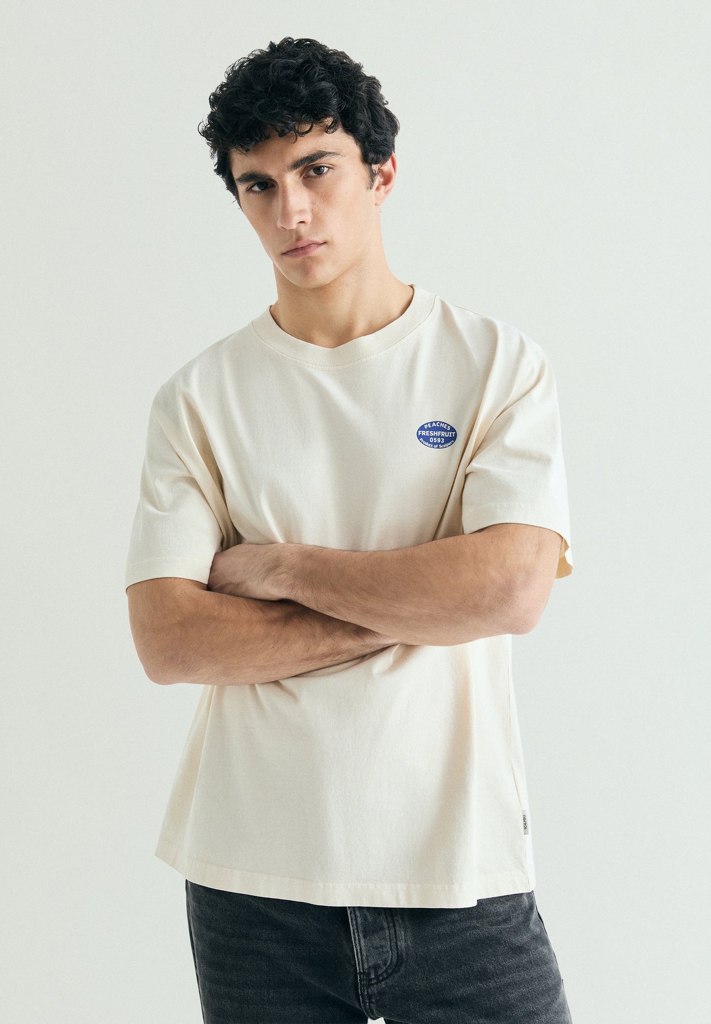 T-SHIRT WITH PRINT ON THE BACK