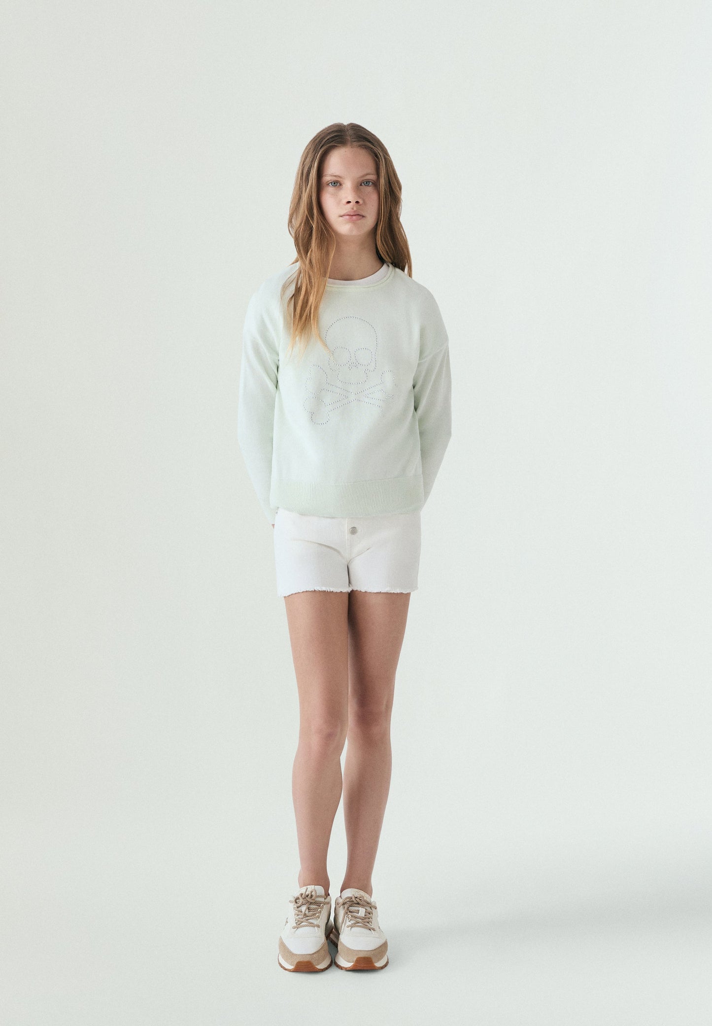 SWEATER WITH STUDDED SKULL
