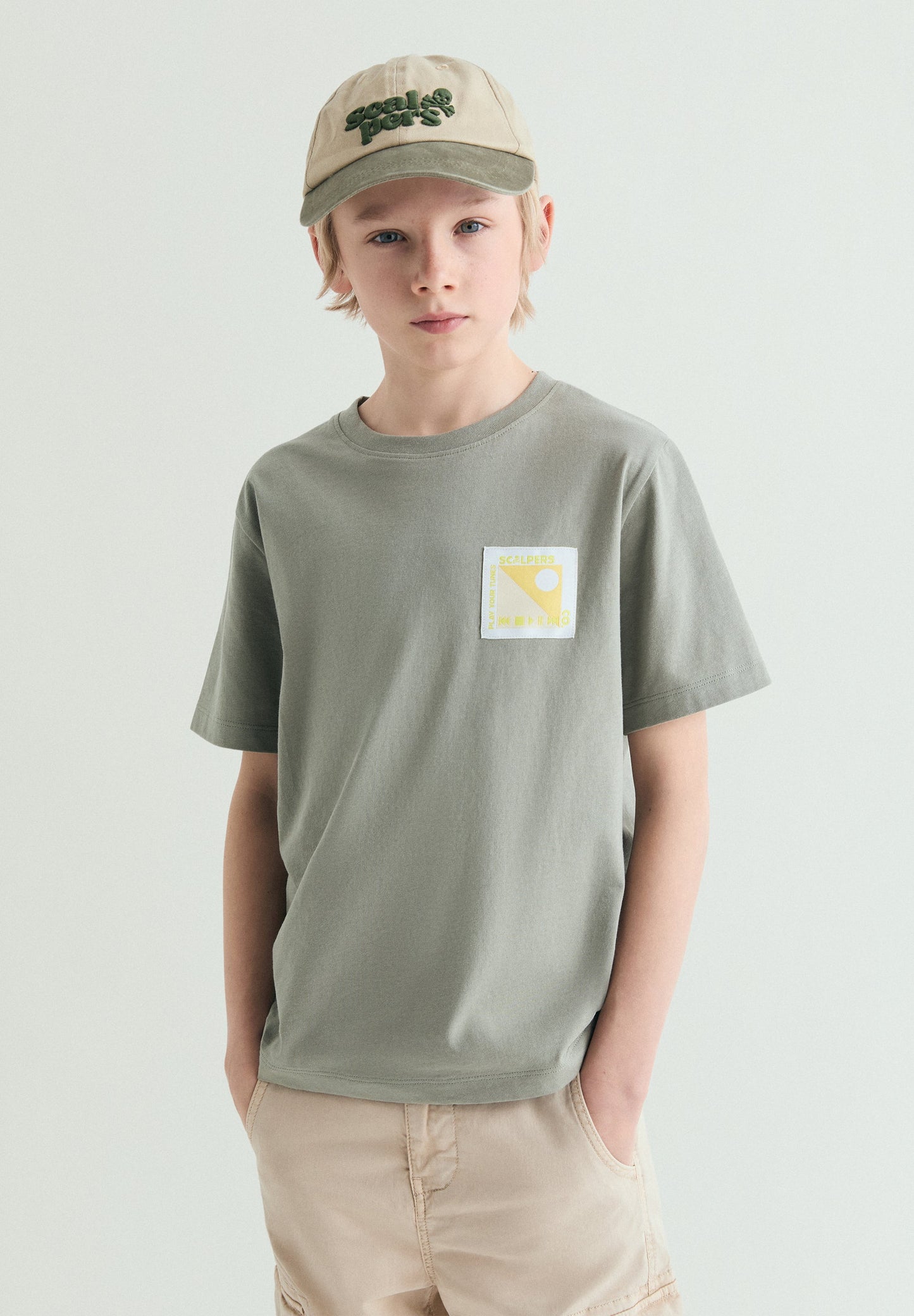 TUNE PRINT T-SHIRT