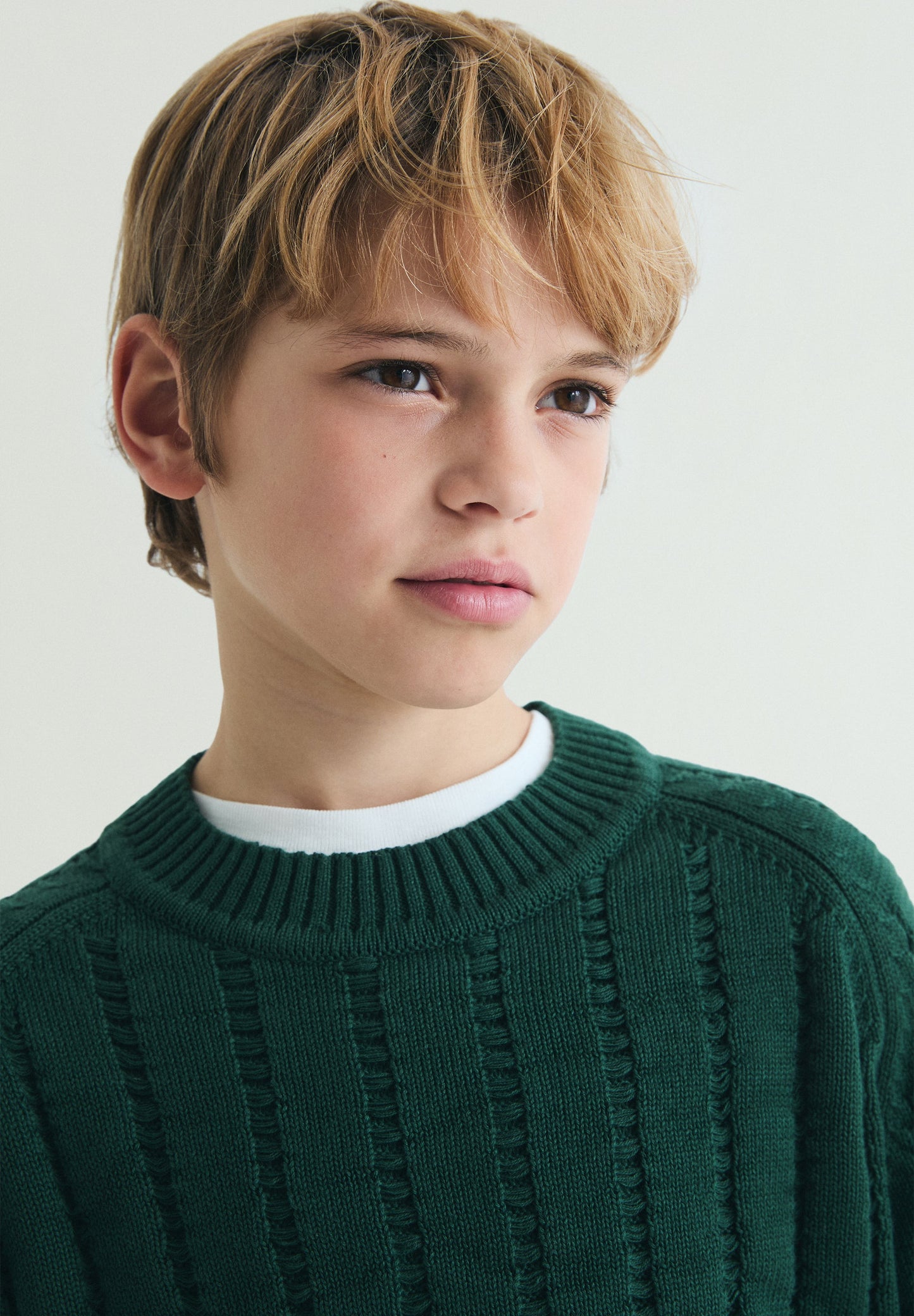 RAGLAN SLEEVE KNIT SWEATER