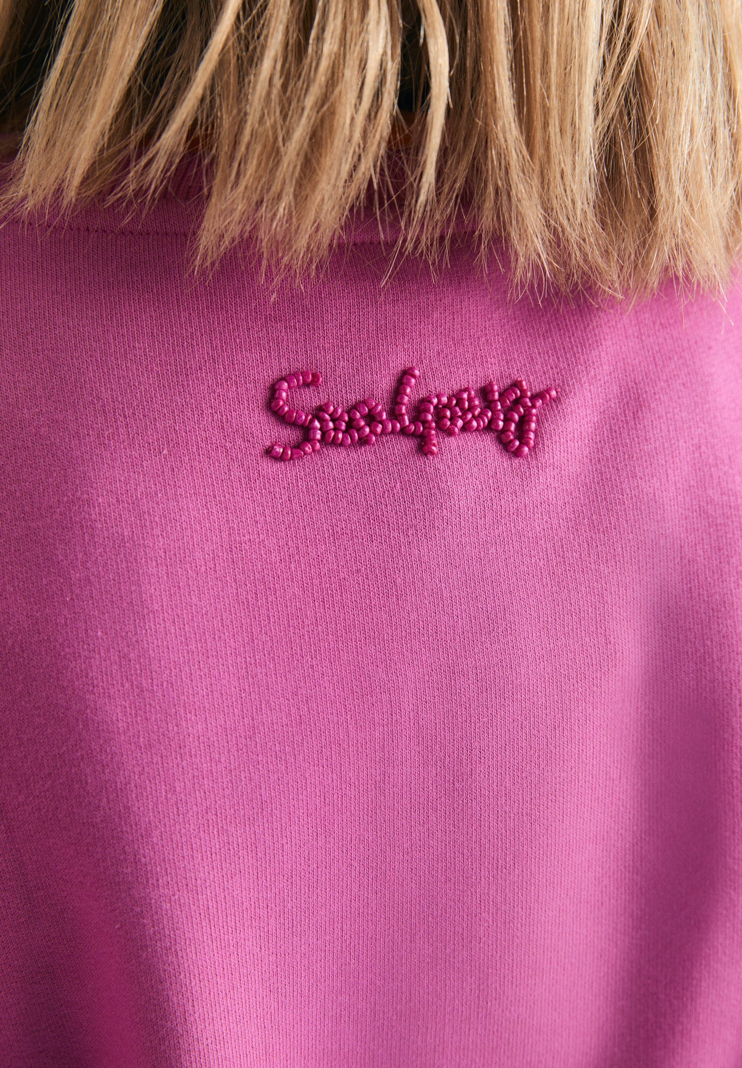 SWEATSHIRT WITH CONTRAST EMBROIDERY