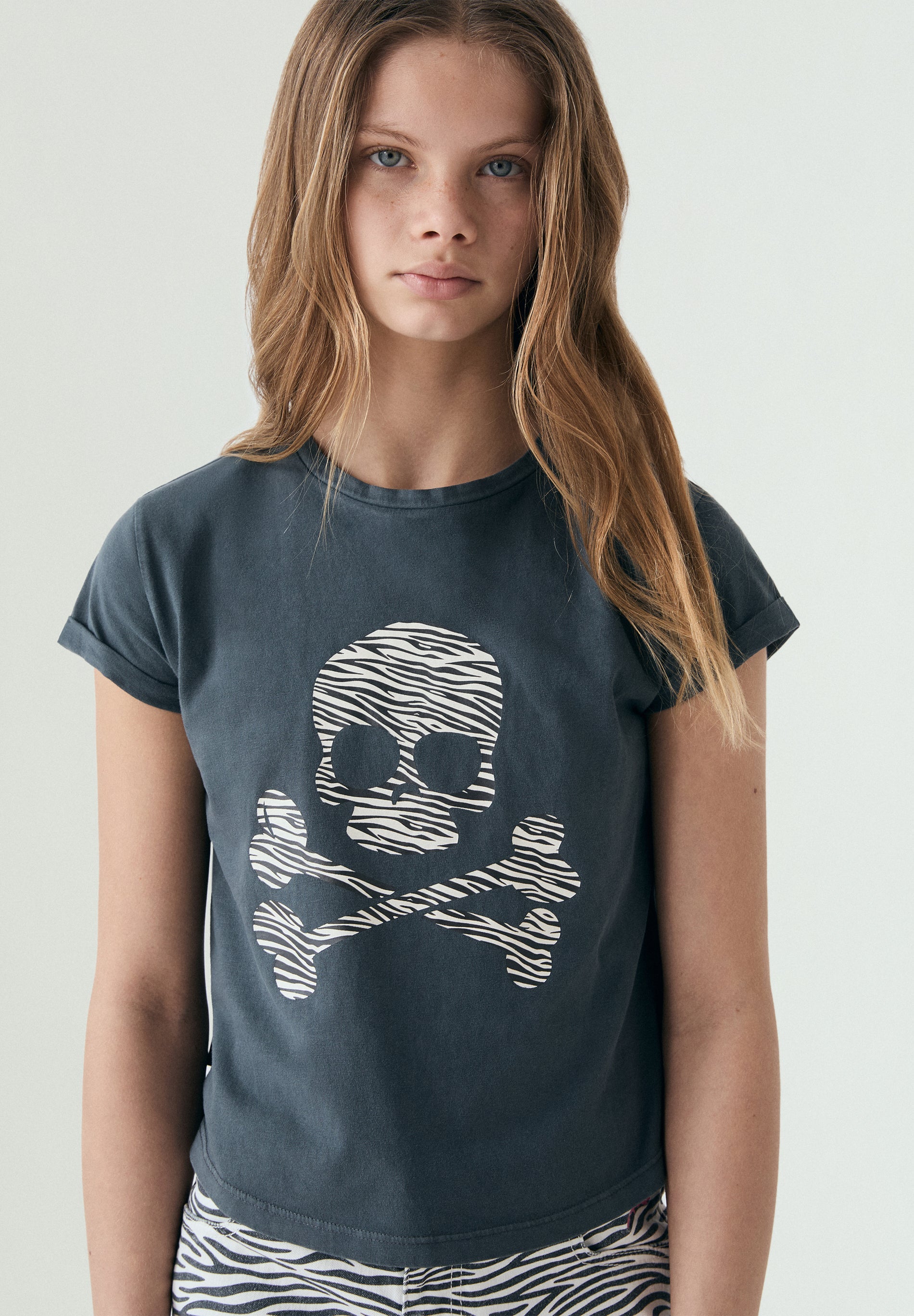 ANIMAL PRINT SKULL T-SHIRT