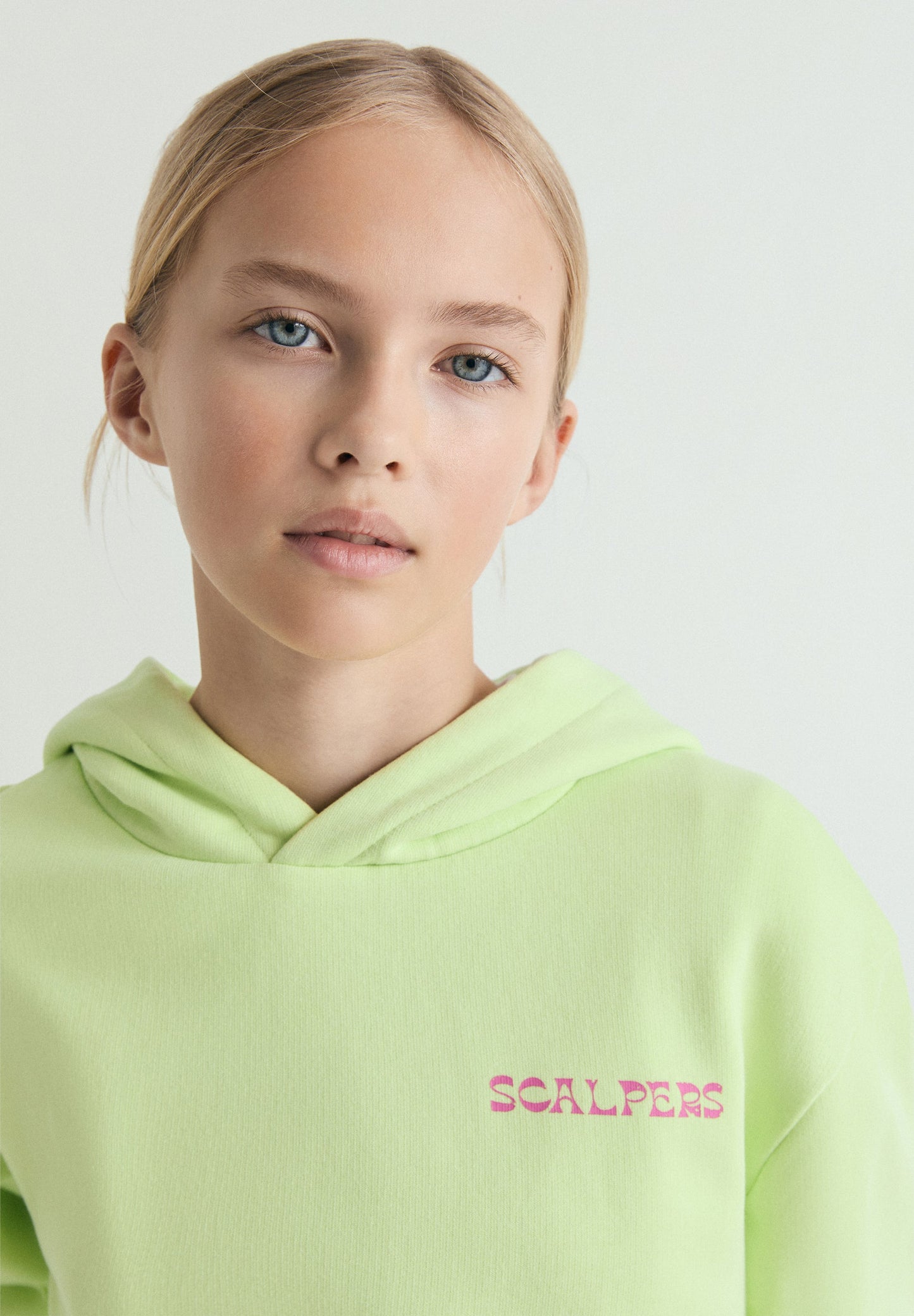 NEON HOODIE