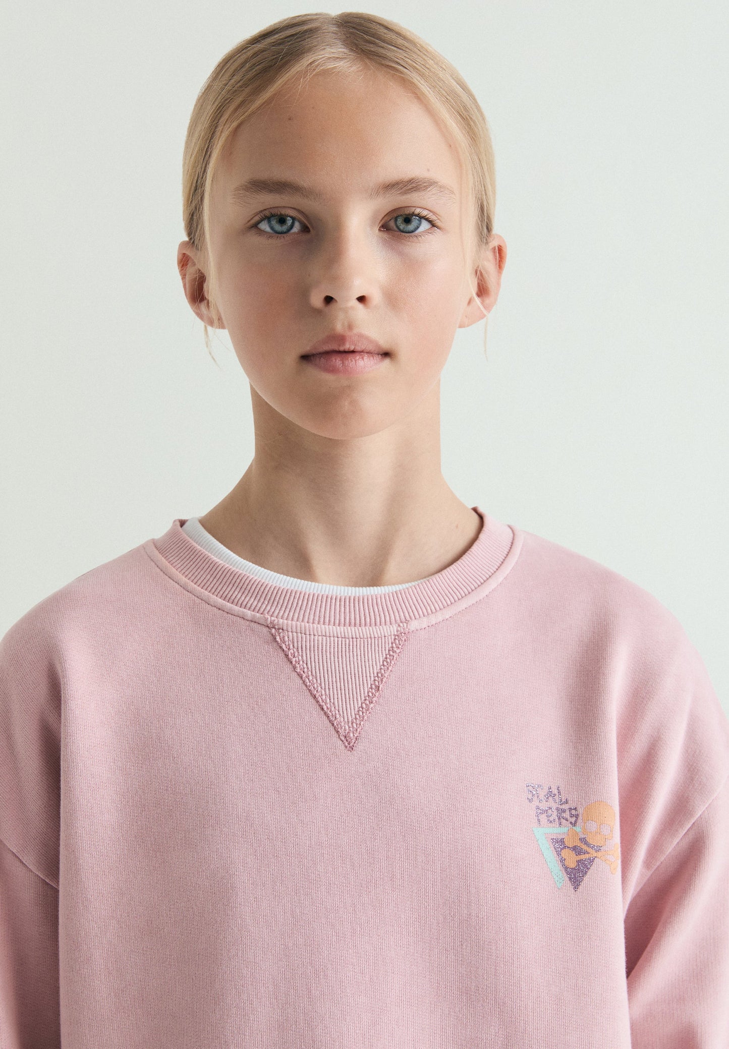 SWEATSHIRT WITH PRINTED BACK