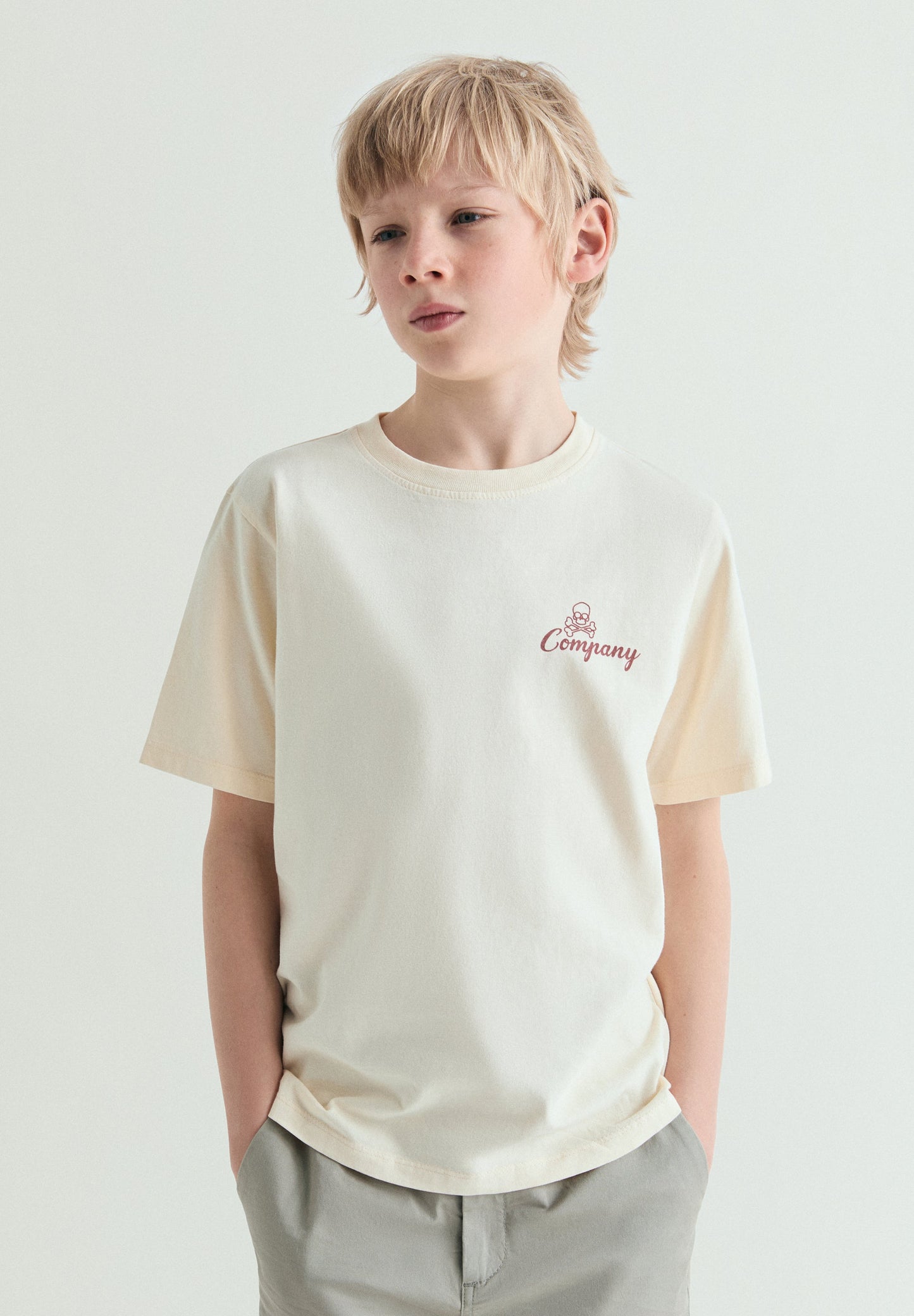 T-SHIRT WITH BACK PRINT