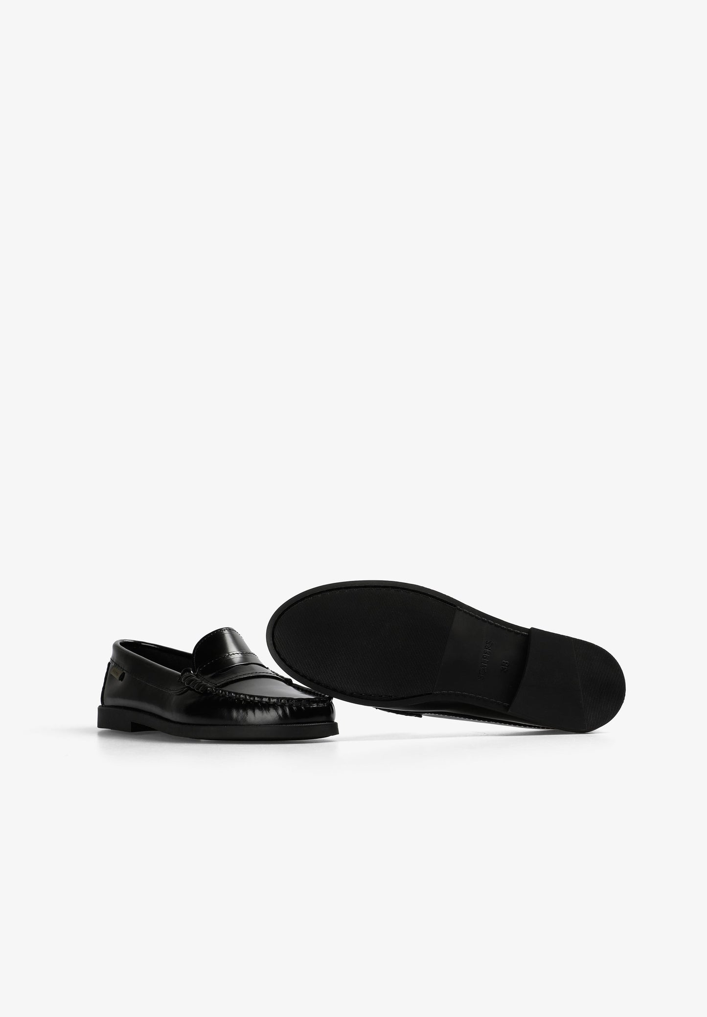 CLASSIC LEATHER LOAFERS