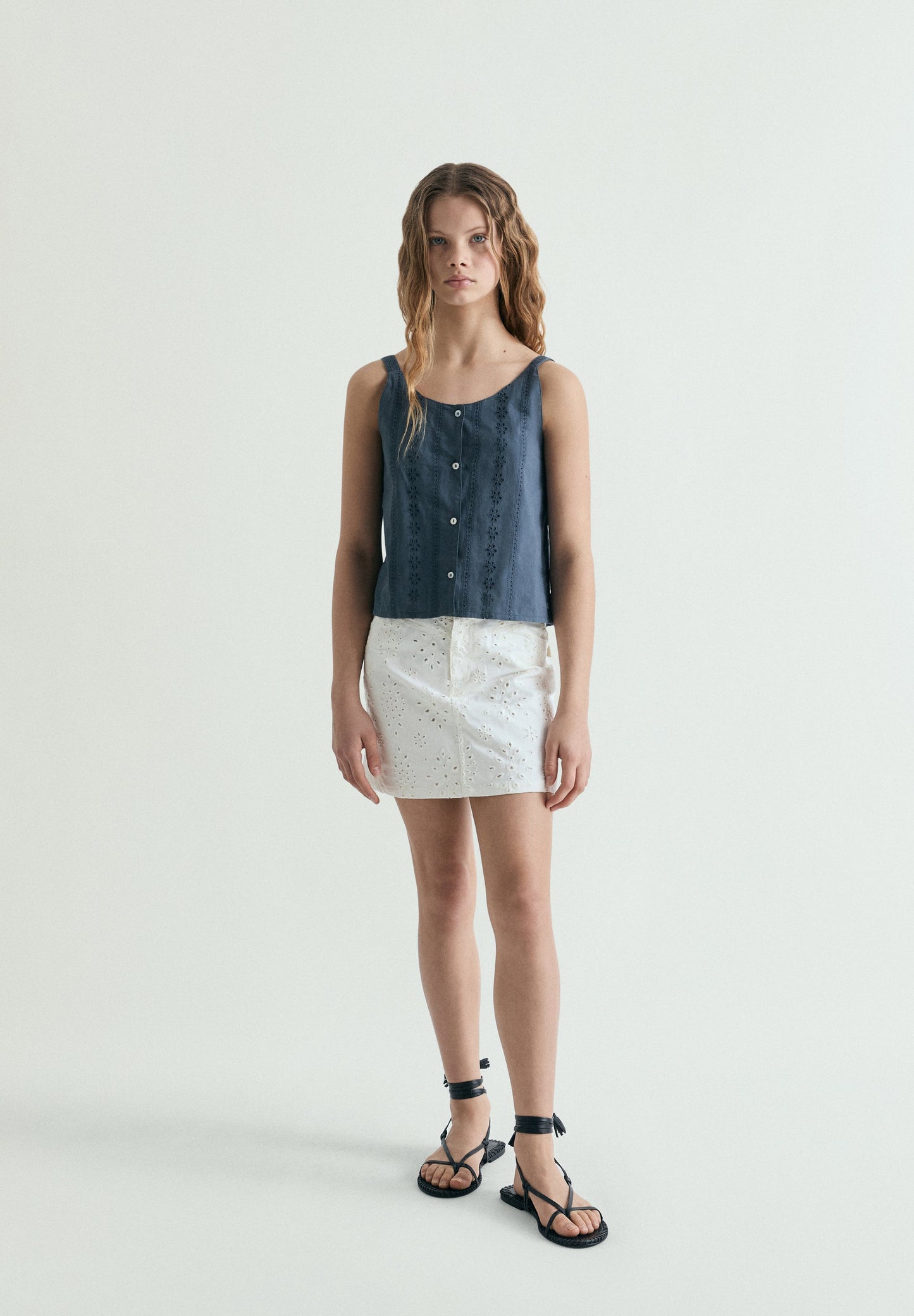 COTTON TOP WITH EMBROIDERY