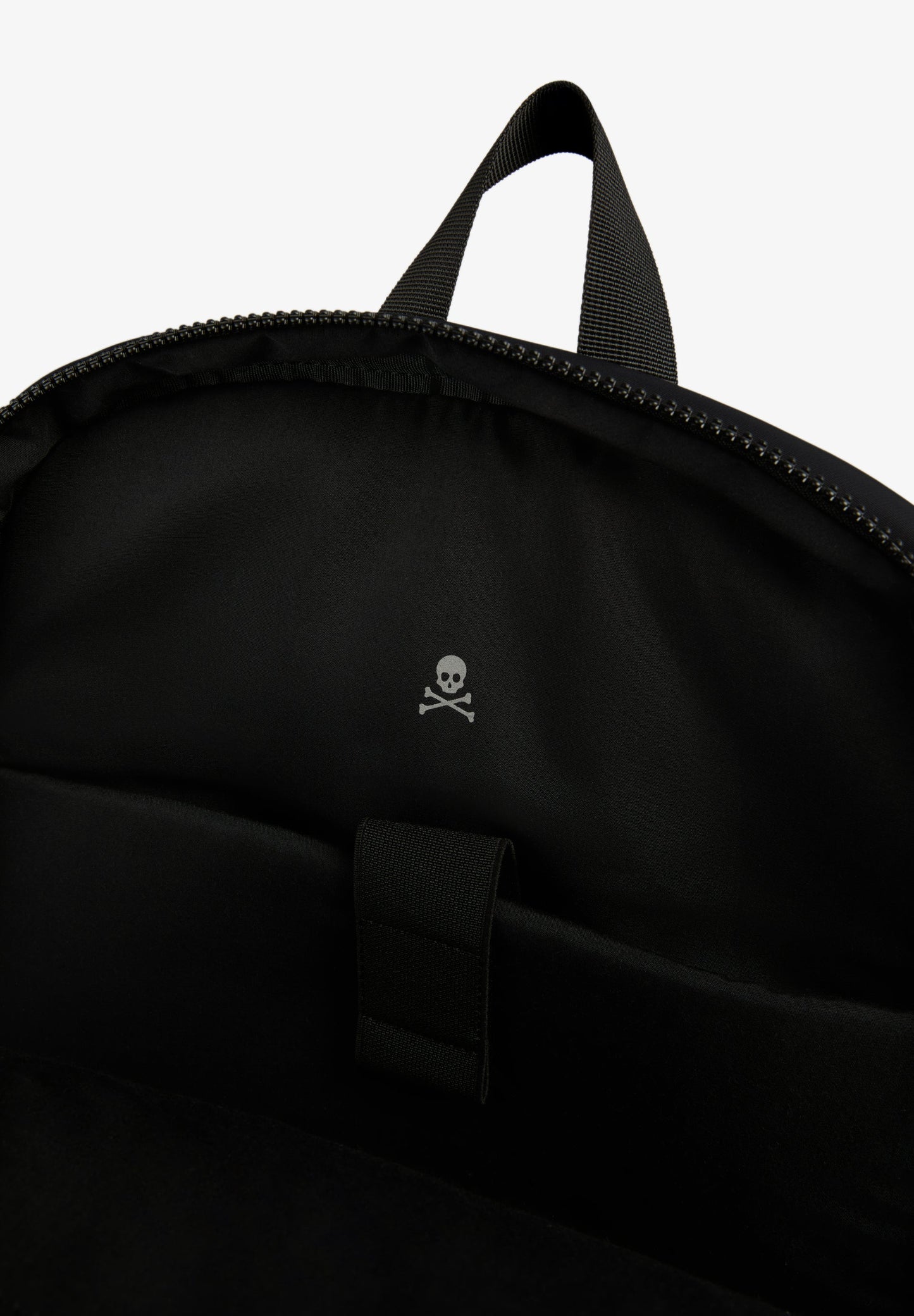 TECHNICAL BACKPACK WITH POCKETS