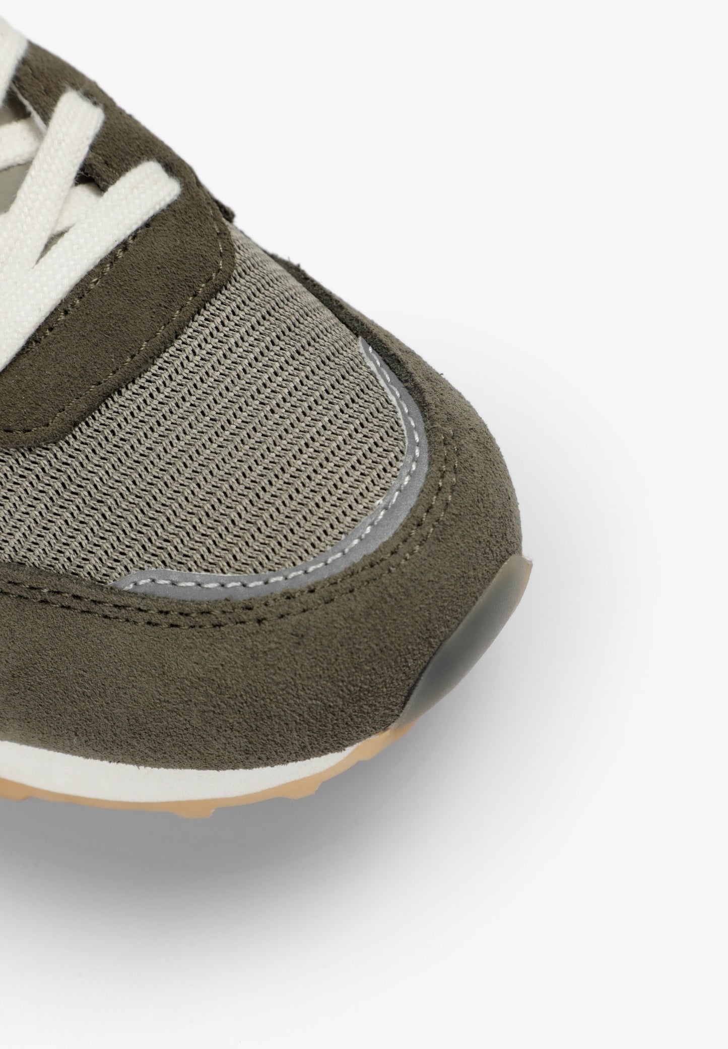 SKULL SNEAKERS WITH CONTRAST SOLE