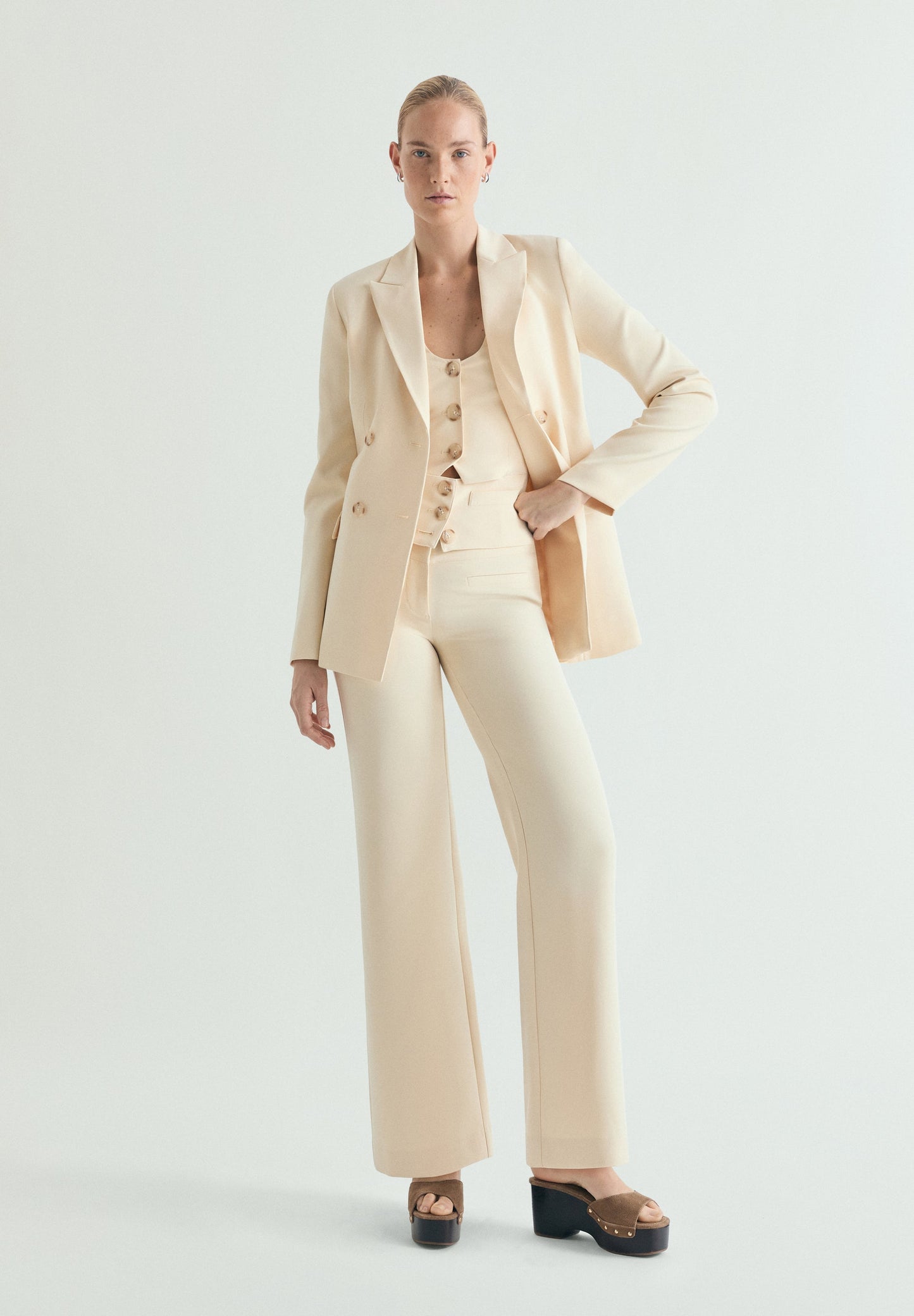 PLAIN DOUBLE-BREASTED BLAZER