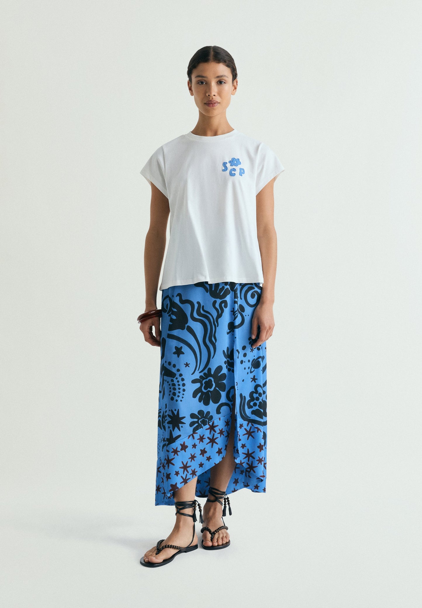 SCEMBROIDERY TEE